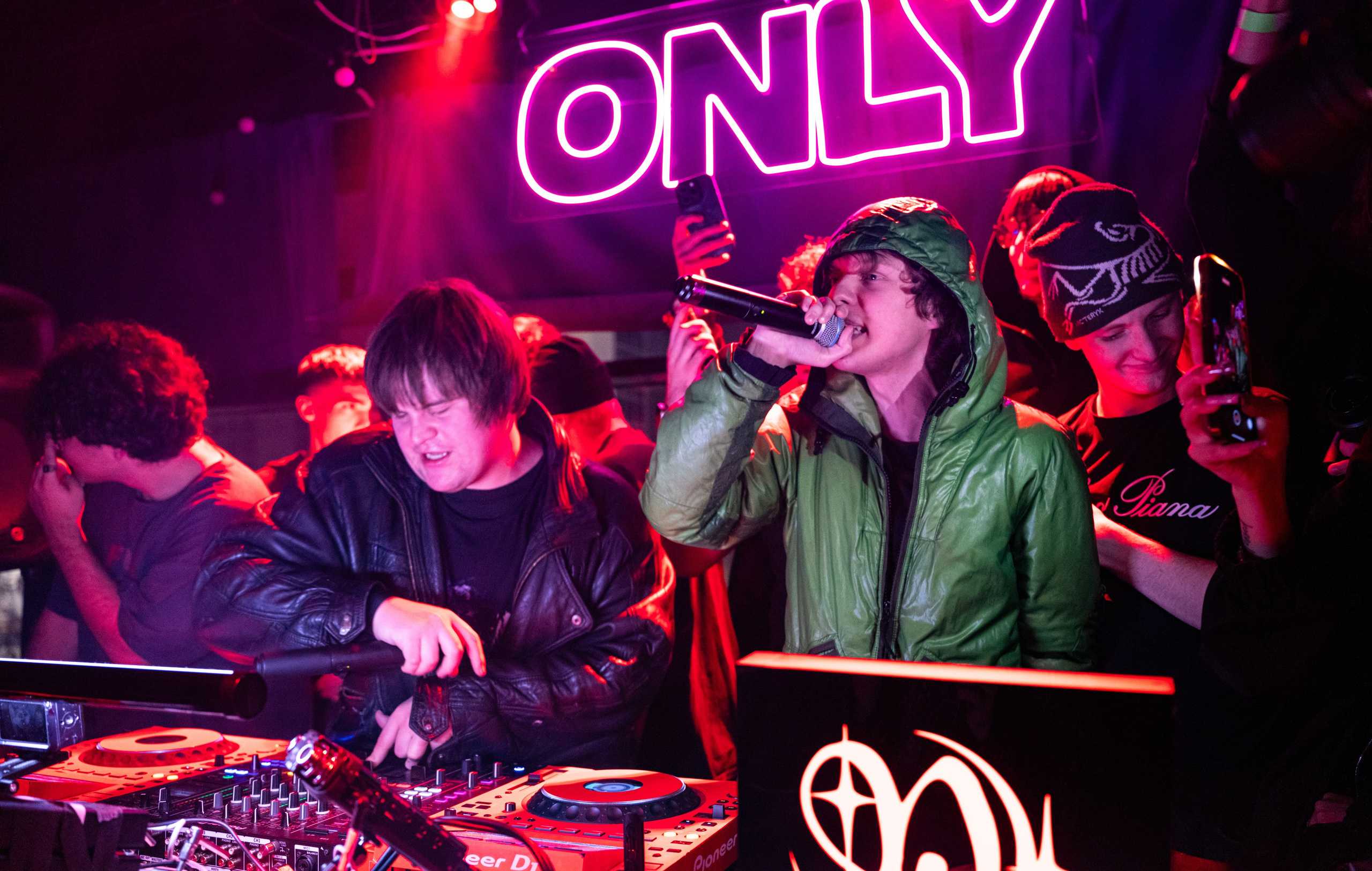 Only Birthday Party & 2HUG + Secret Guest / @Небесный сад. Концертный фотограф в Краснодаре