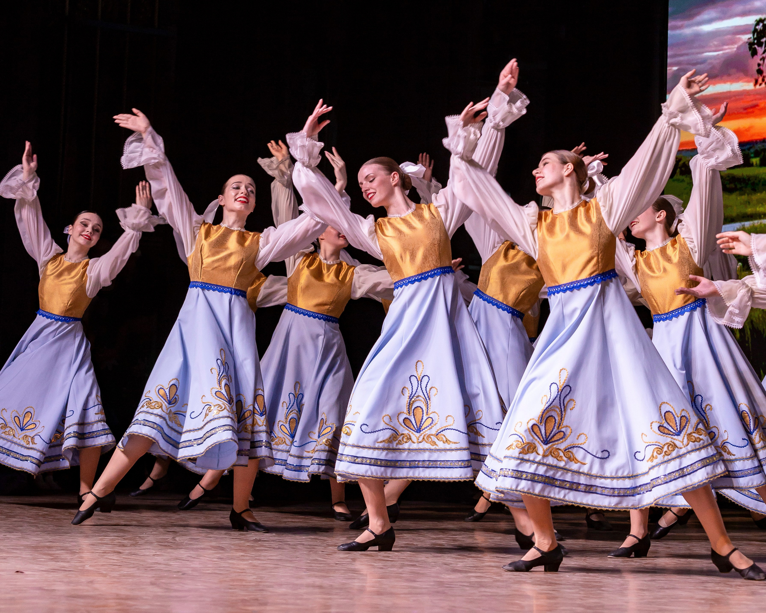 ДТДиМ Восточный. Юбилейный концерт хореографической студии «Карусель». Репортажный фотограф в Москве