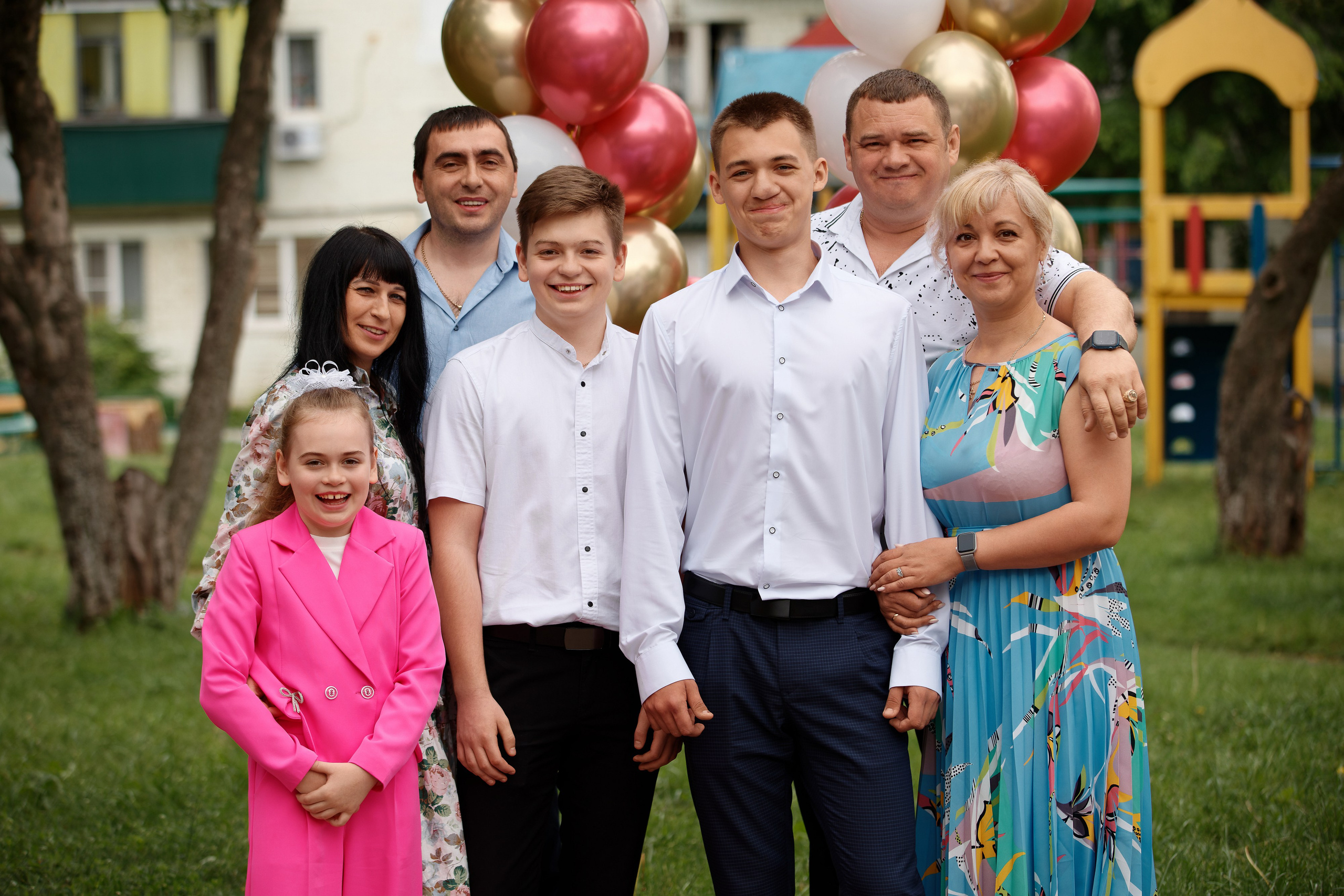 Вручение аттестатов Школа № 57. Семейный фотограф — Макс Белогрудов