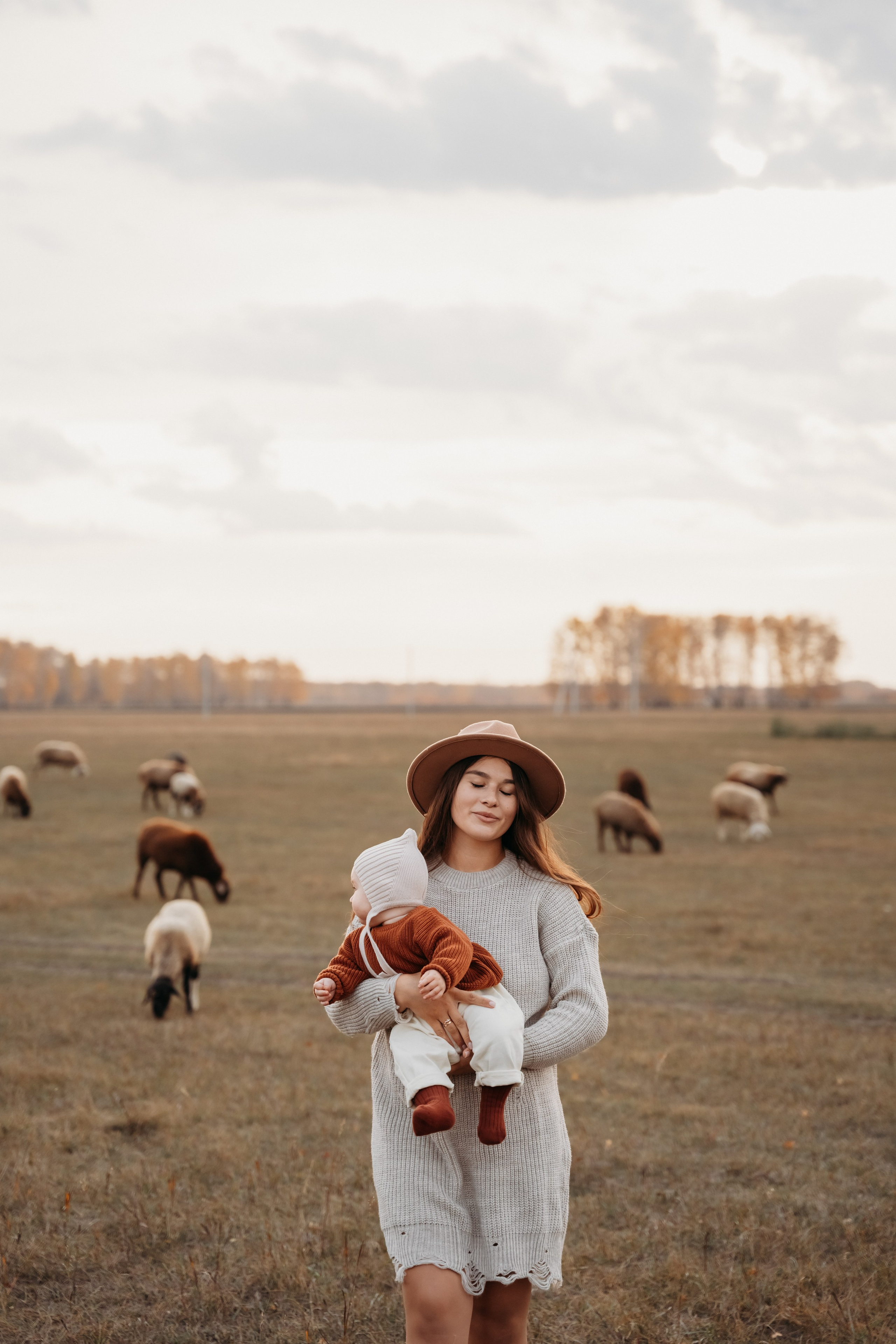 Настя и Есения. Главная