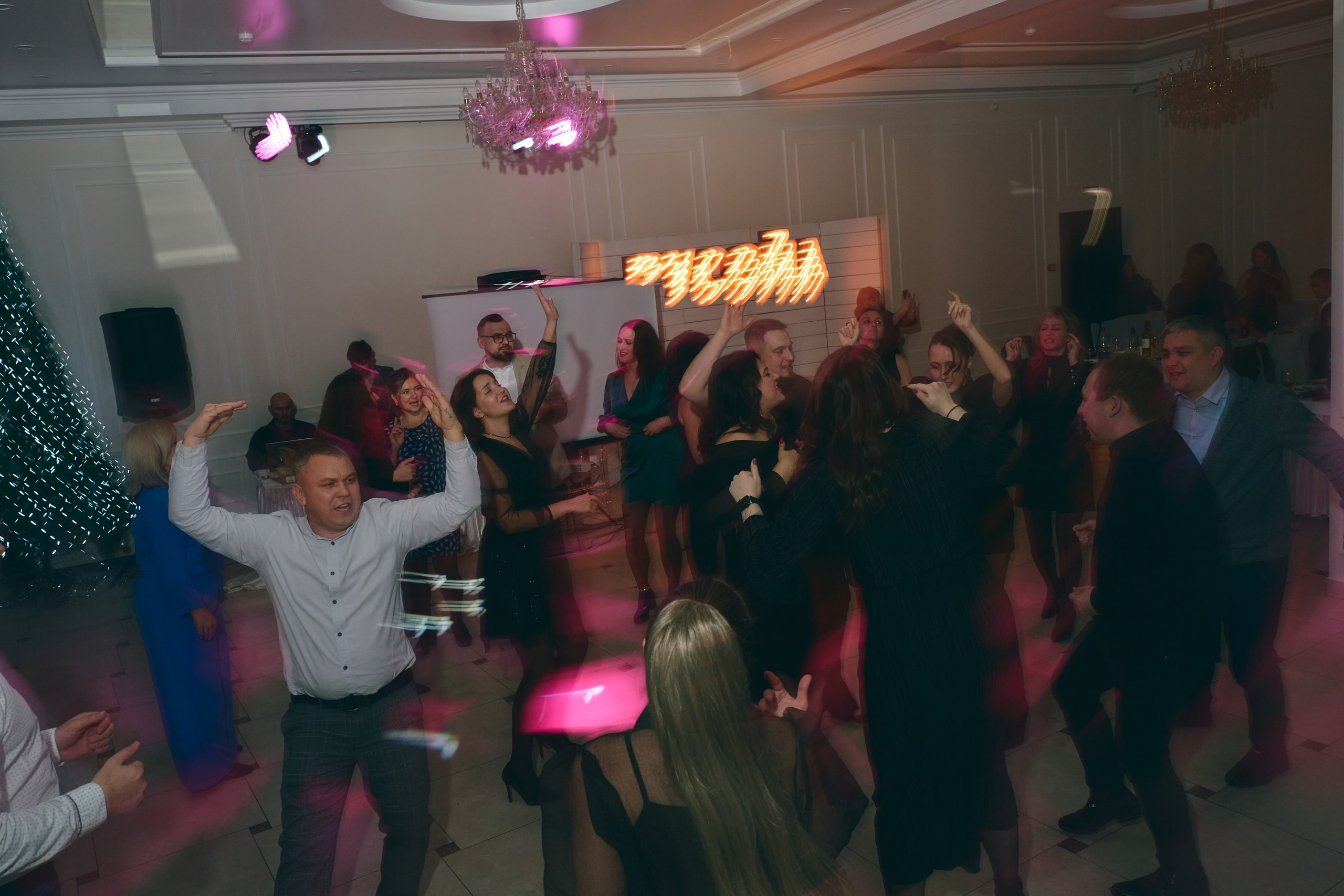 Корпоративный фотограф в Тюмени Александр Шалагин