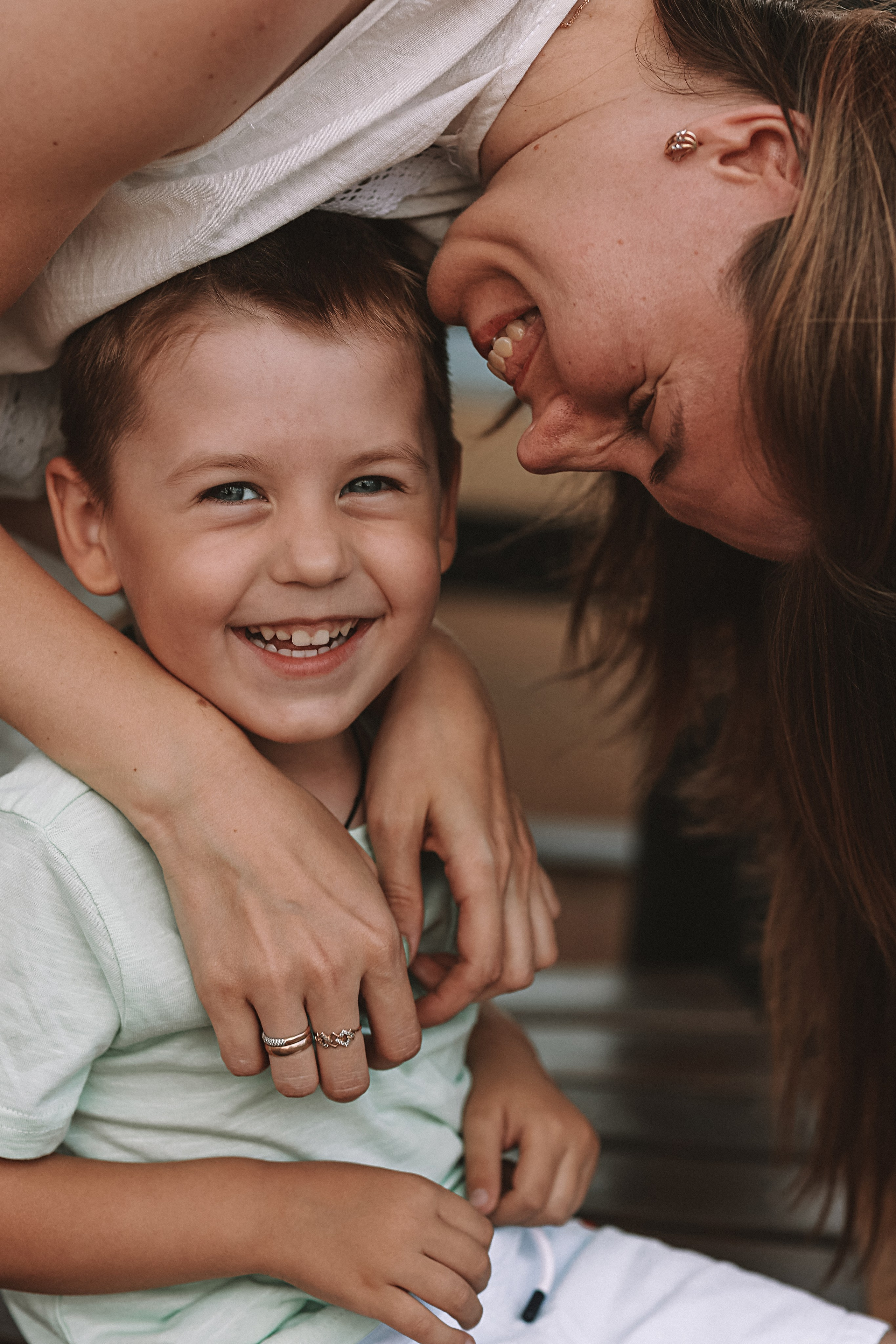 Дворы. Семейный фотограф Тюмень, фотограф на роды Салмина Мария