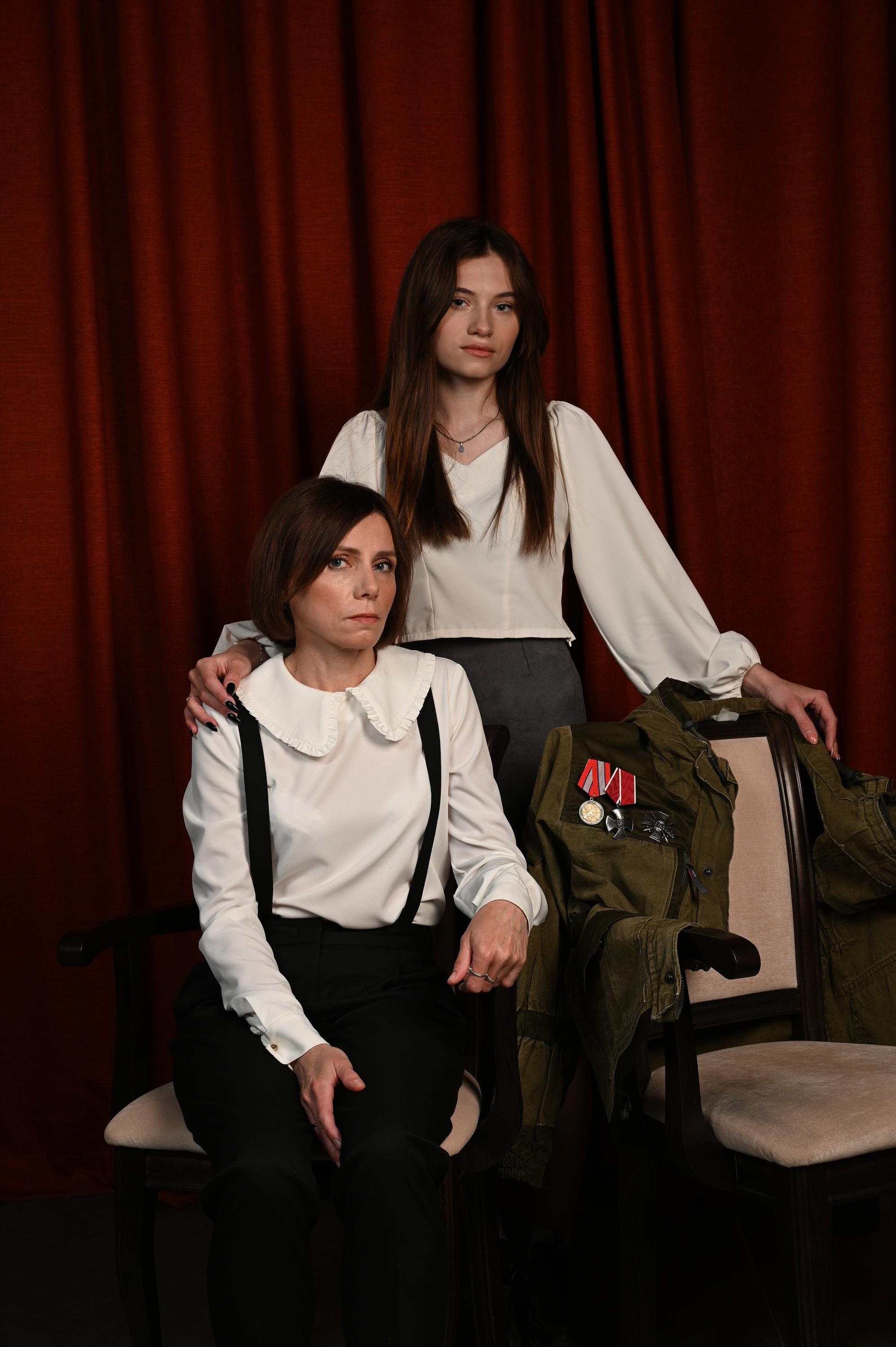 Фотовыставка про семьи героев СВО. Фотопортреты в Казани  фотограф Олег Каракулов