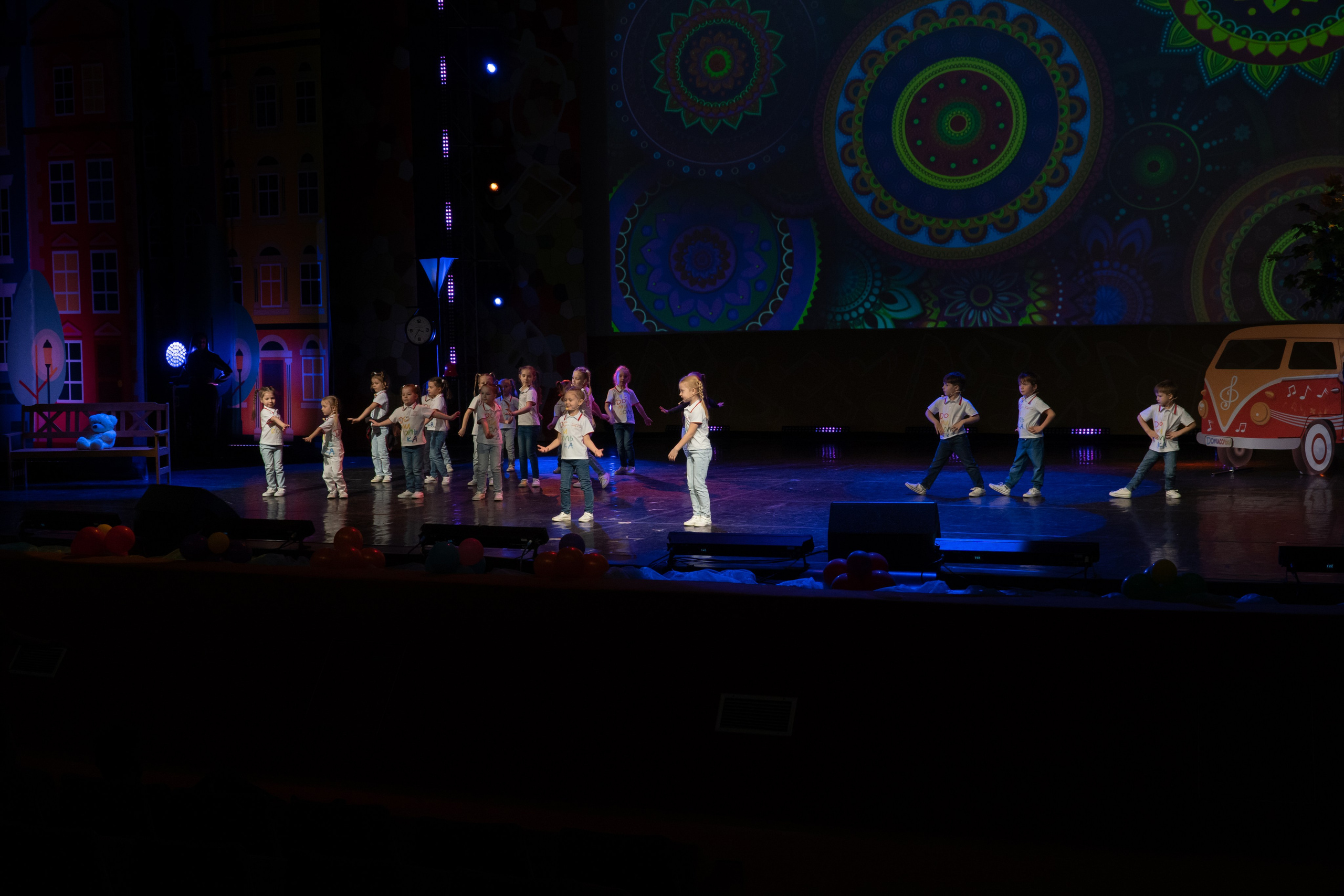 Съёмка концерта для Домисольки, большой концертный зал Космос. «Студия DRONAVT`s» — видеосъёмка и фотография г. Москва