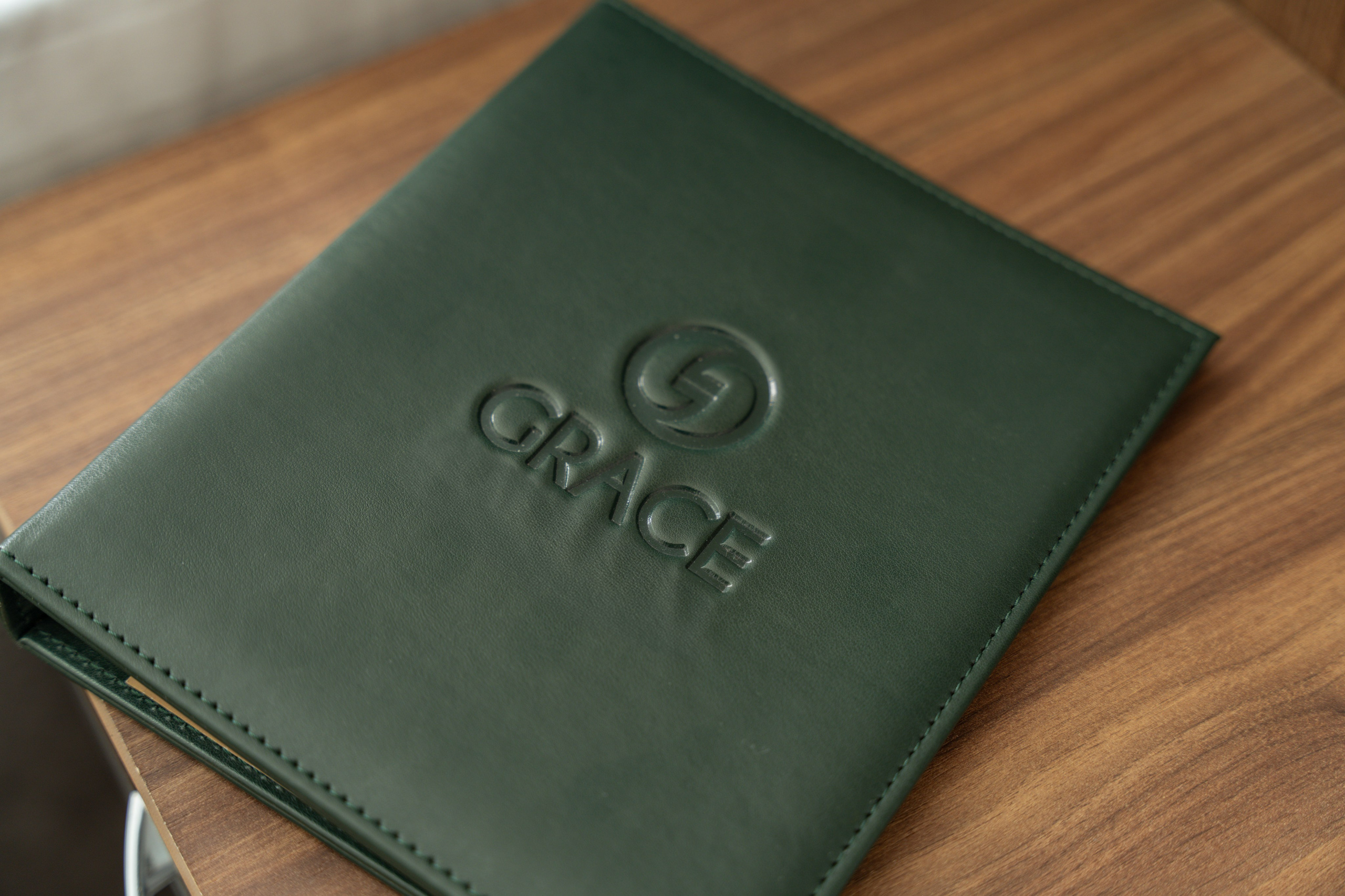 Грейс Бриз. Главная