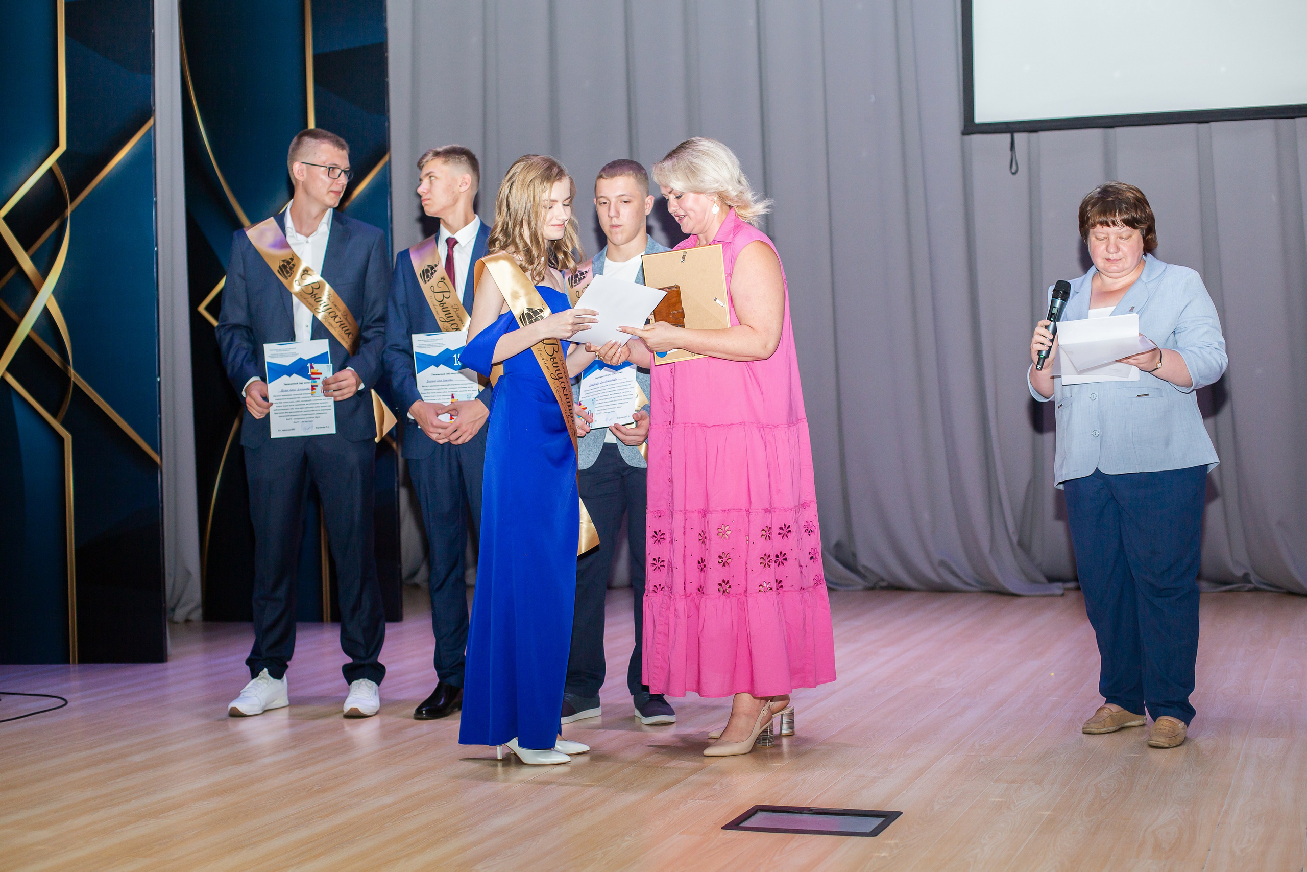 Выпускной бал (школа). Детский и Школьный фотограф Светлана Гулова