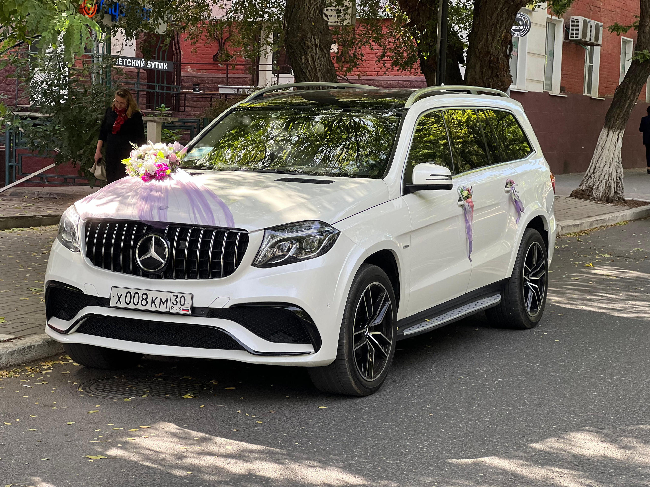 Прокат и украшение авто. Главная