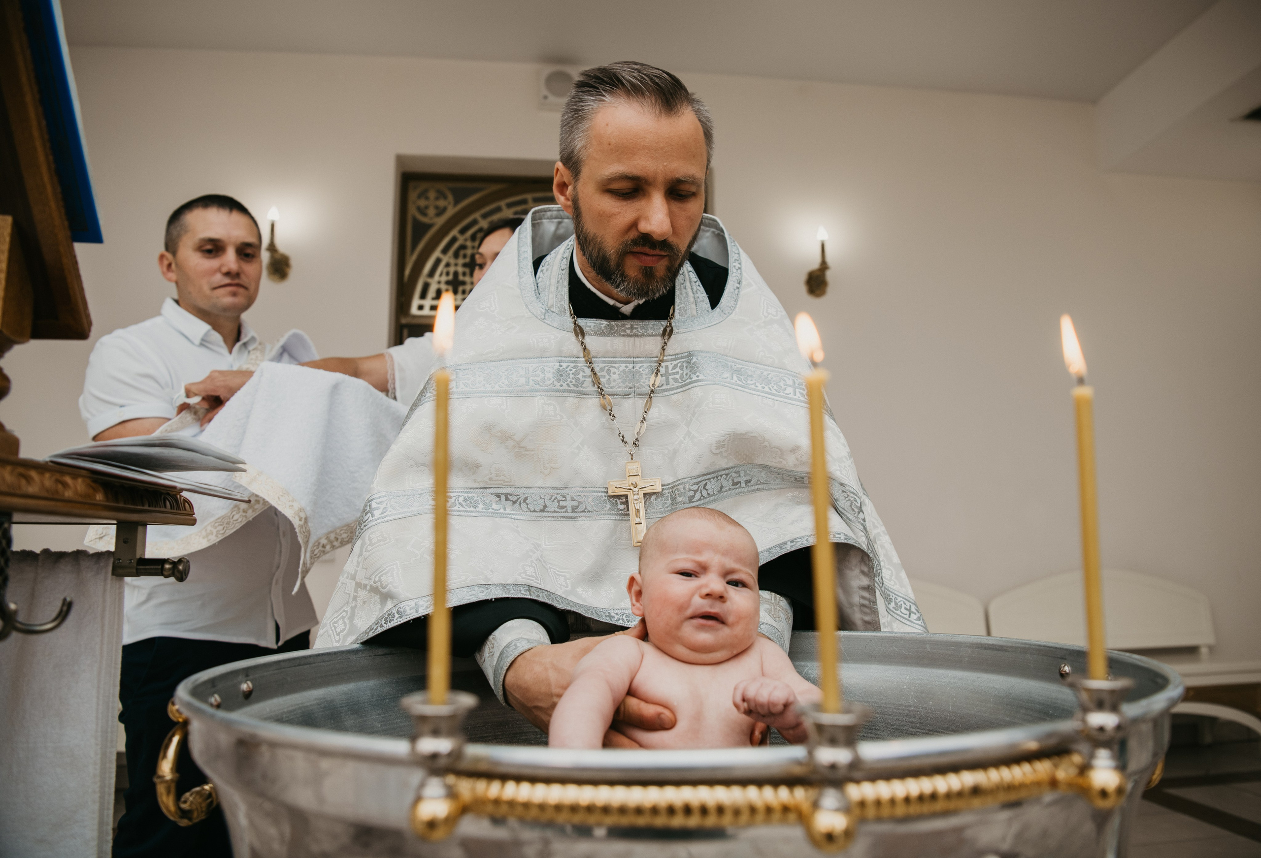 Крещение Евгения. Фотограф на выписку из роддома в Москве и МО