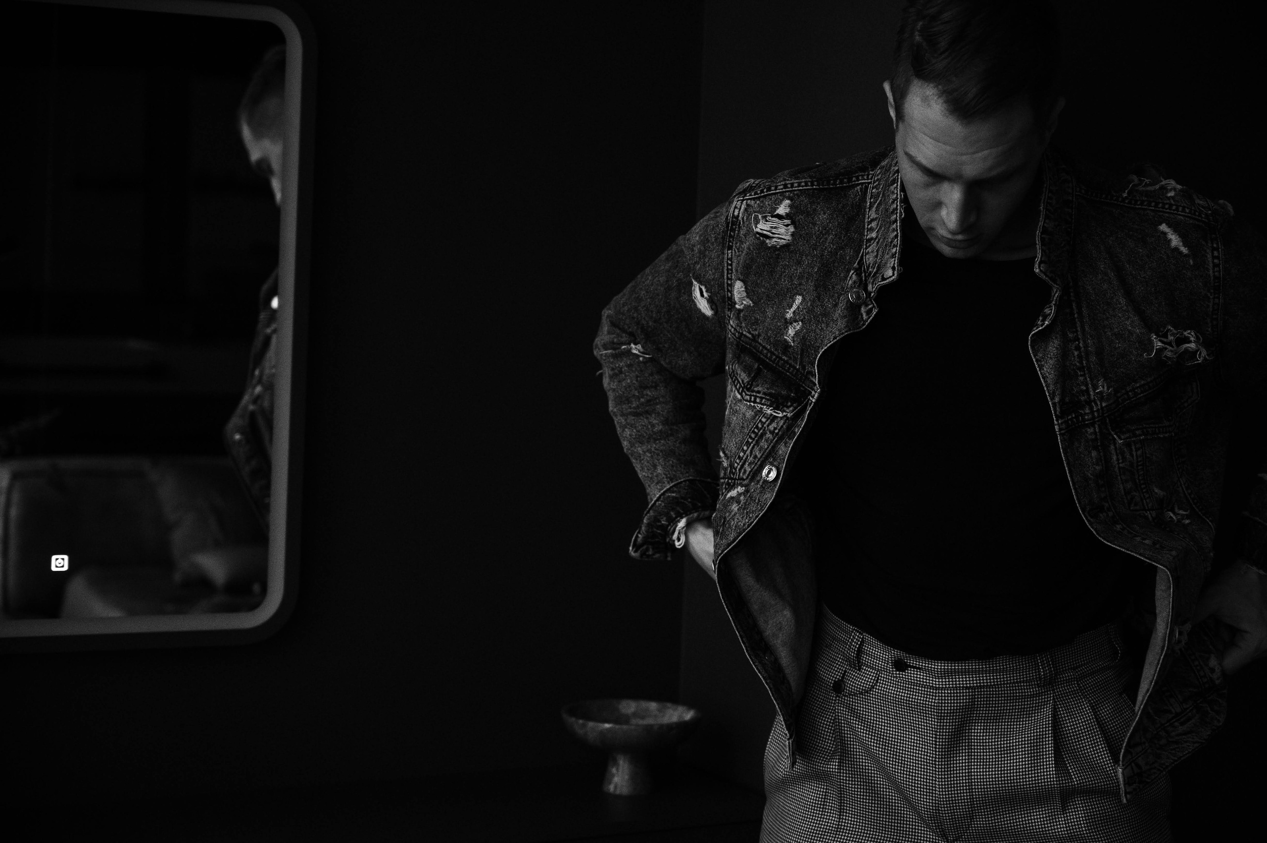 Андрей. Профессиональный фотограф беременности в СПБ. Стильные фотосессии беременности в стиле минимализм и классическая фотография