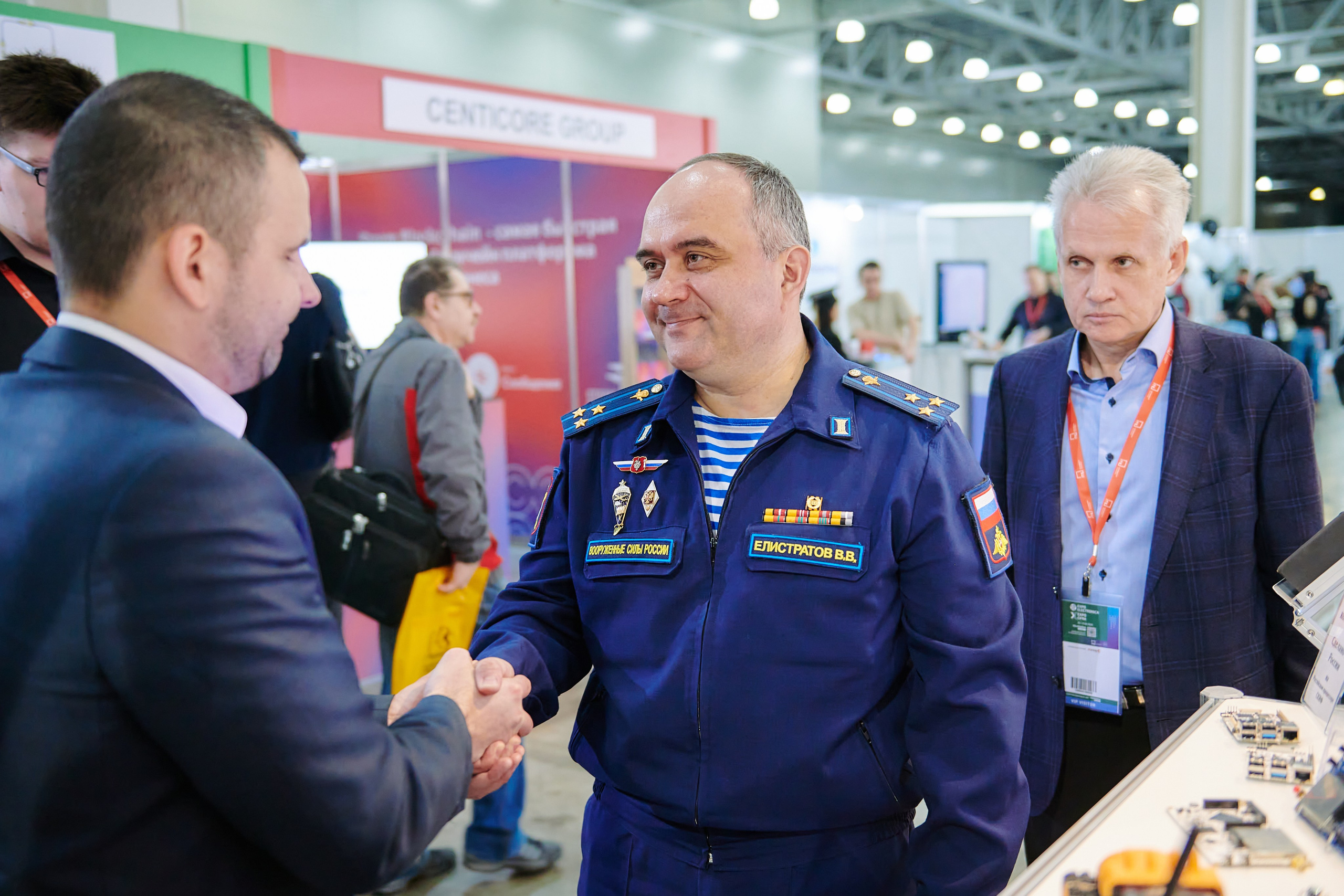 Выставки. Solofilms