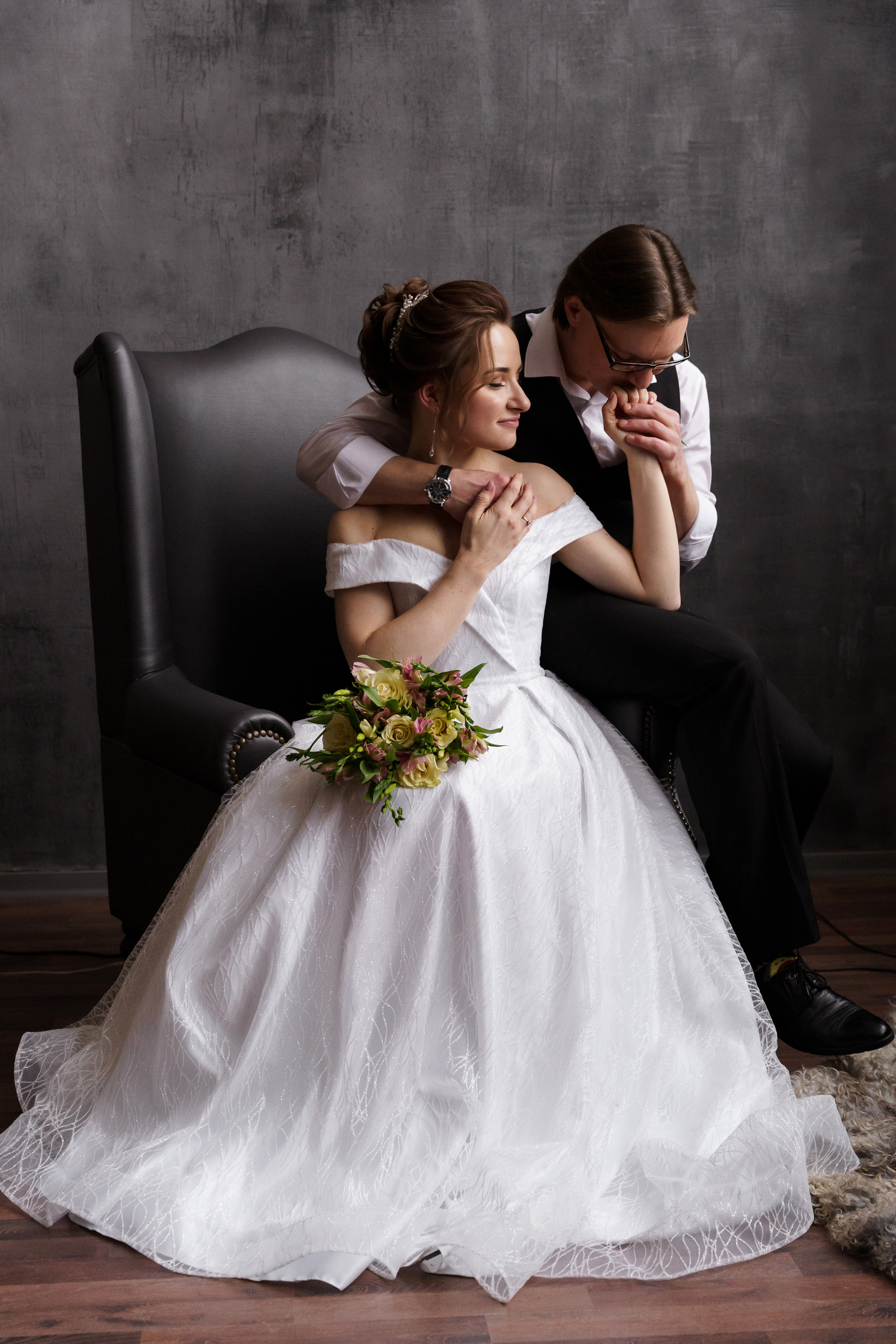 Свадебный фотограф Евгения Языкова в Архангельске – классика и репортаж