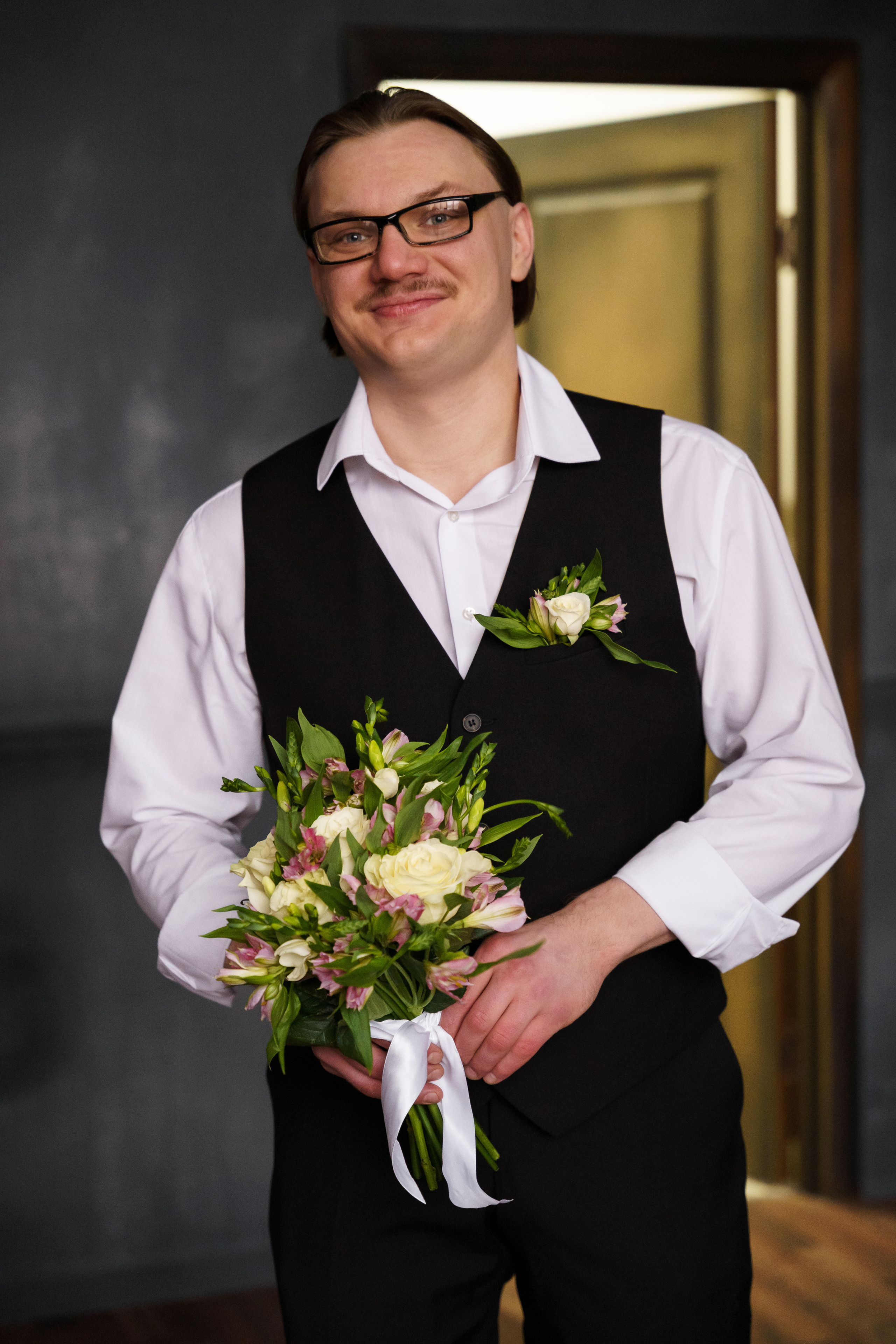 Свадебный фотограф Евгения Языкова в Архангельске – классика и репортаж