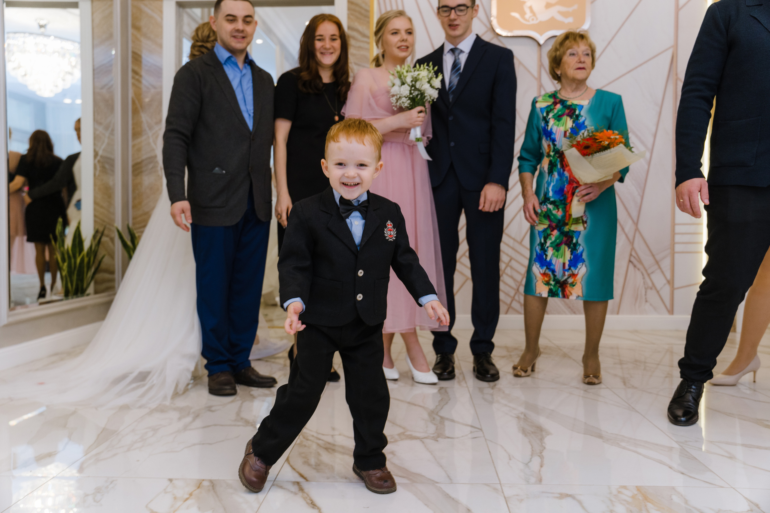 Евгения Языкова – свадебный фотограф в Архангельске: эмоциональная классика и репортаж