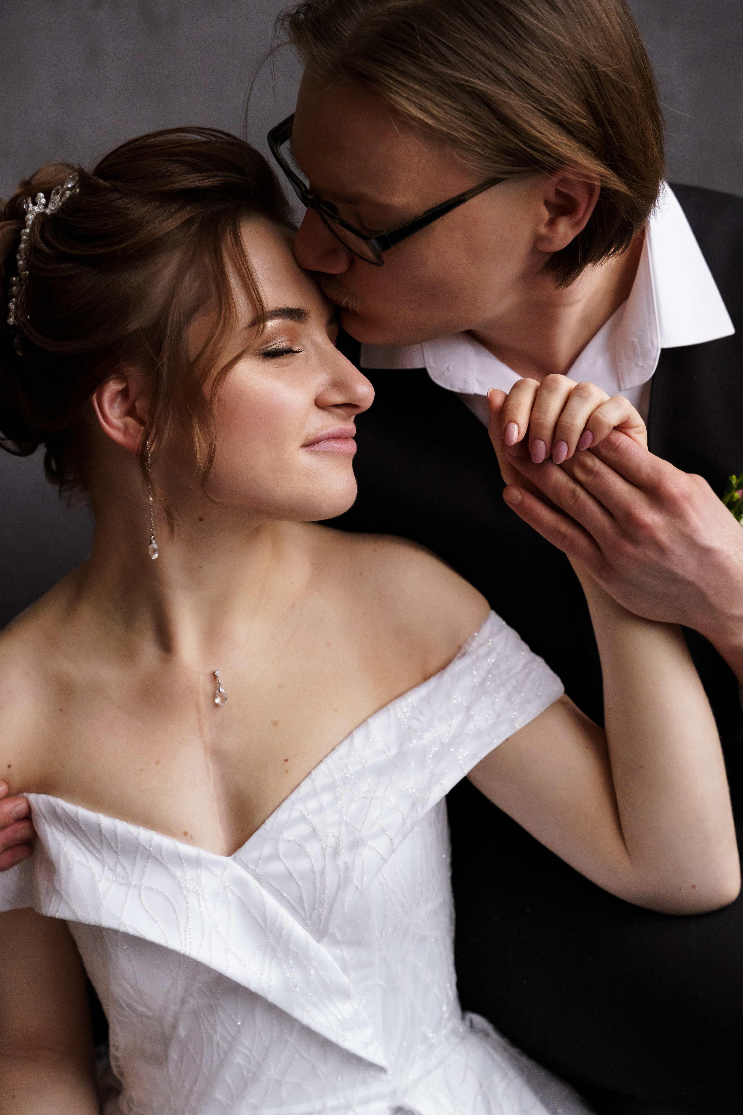 Свадебный фотограф Евгения Языкова в Архангельске – классика и репортаж