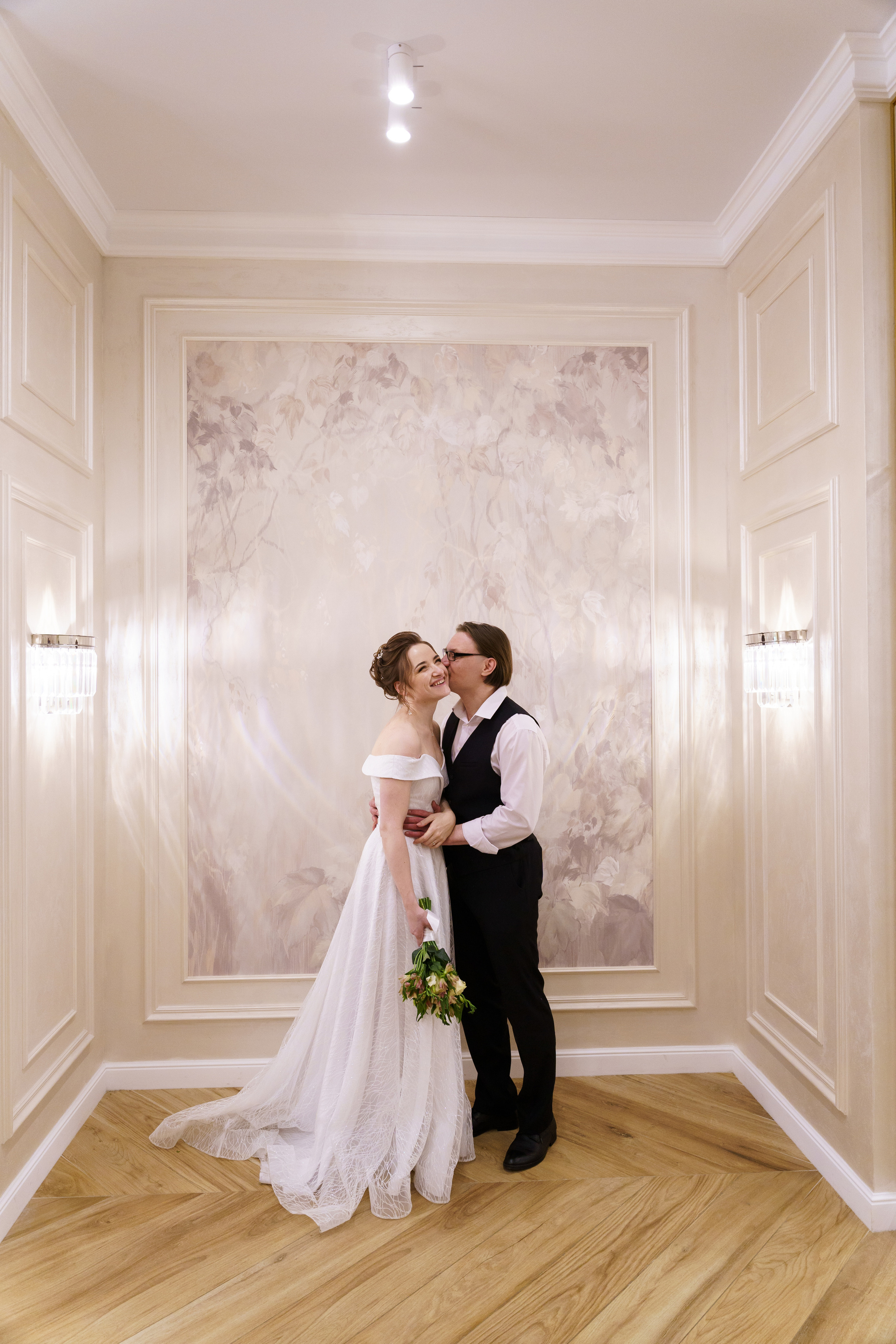 Свадебный фотограф Евгения Языкова в Архангельске – классика и репортаж