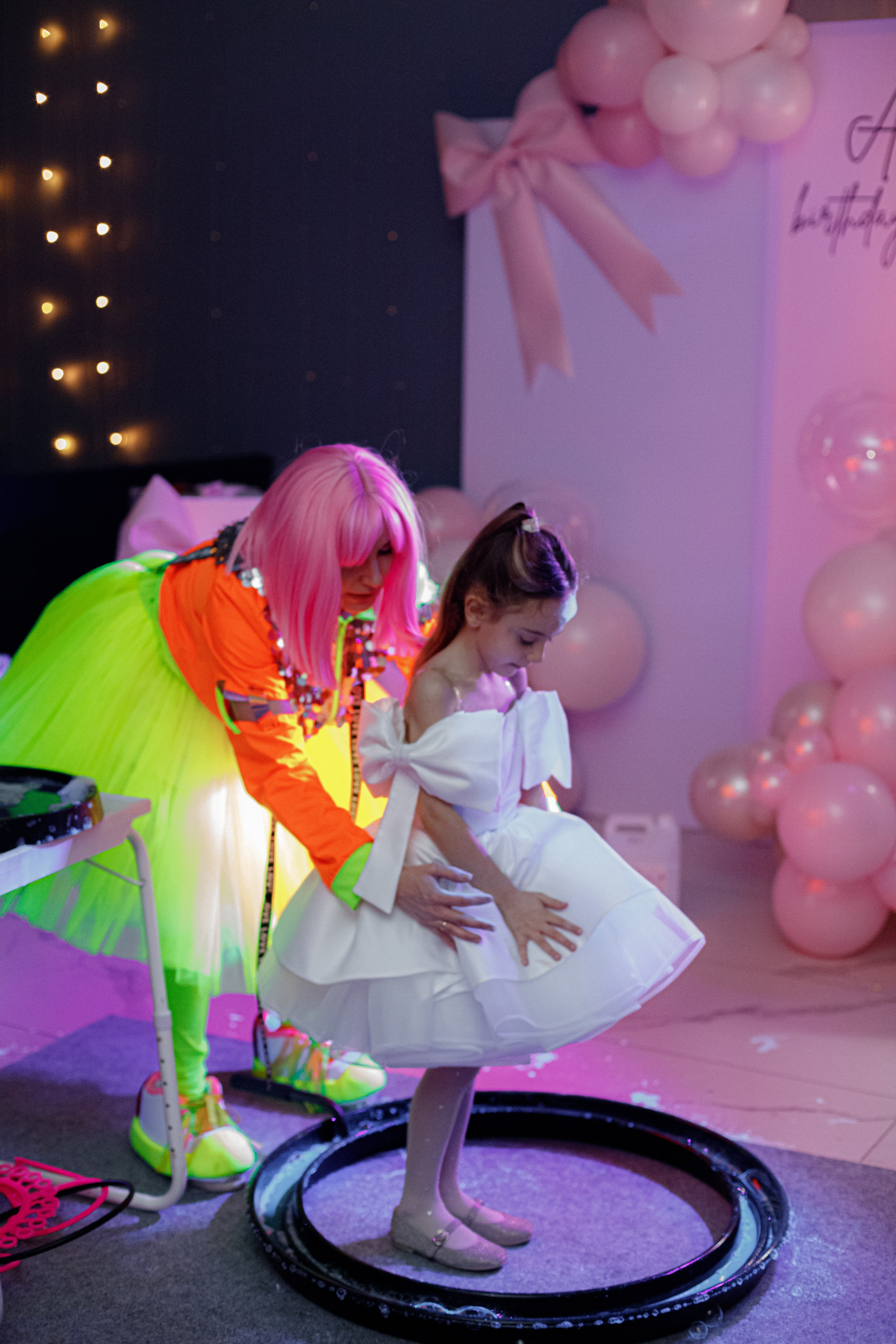 ASIA'S BIRTHDAY PARTY. Photokarish