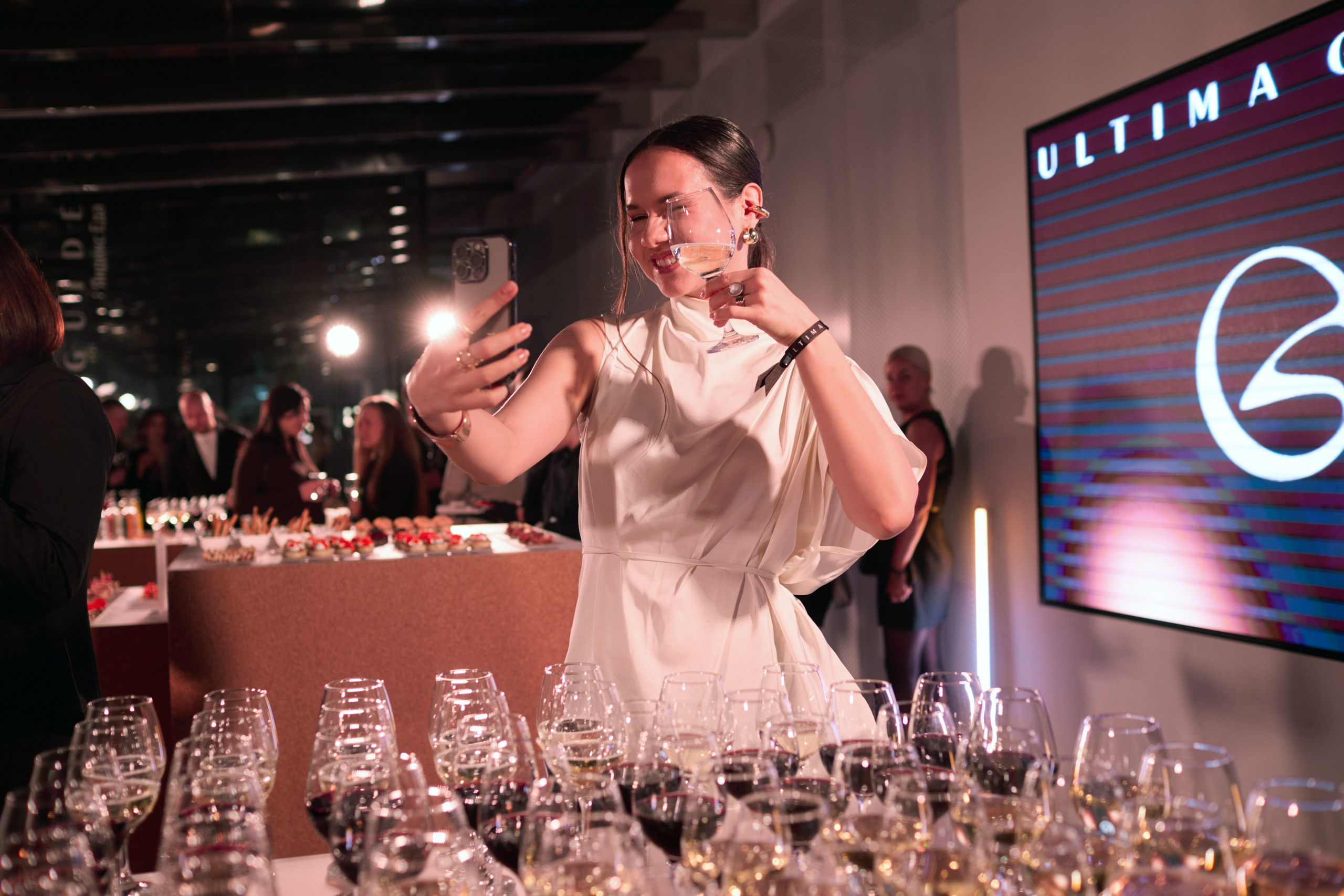 Репортажная съемка событий, конференций, форумов. Фотограф Чугунов Александр