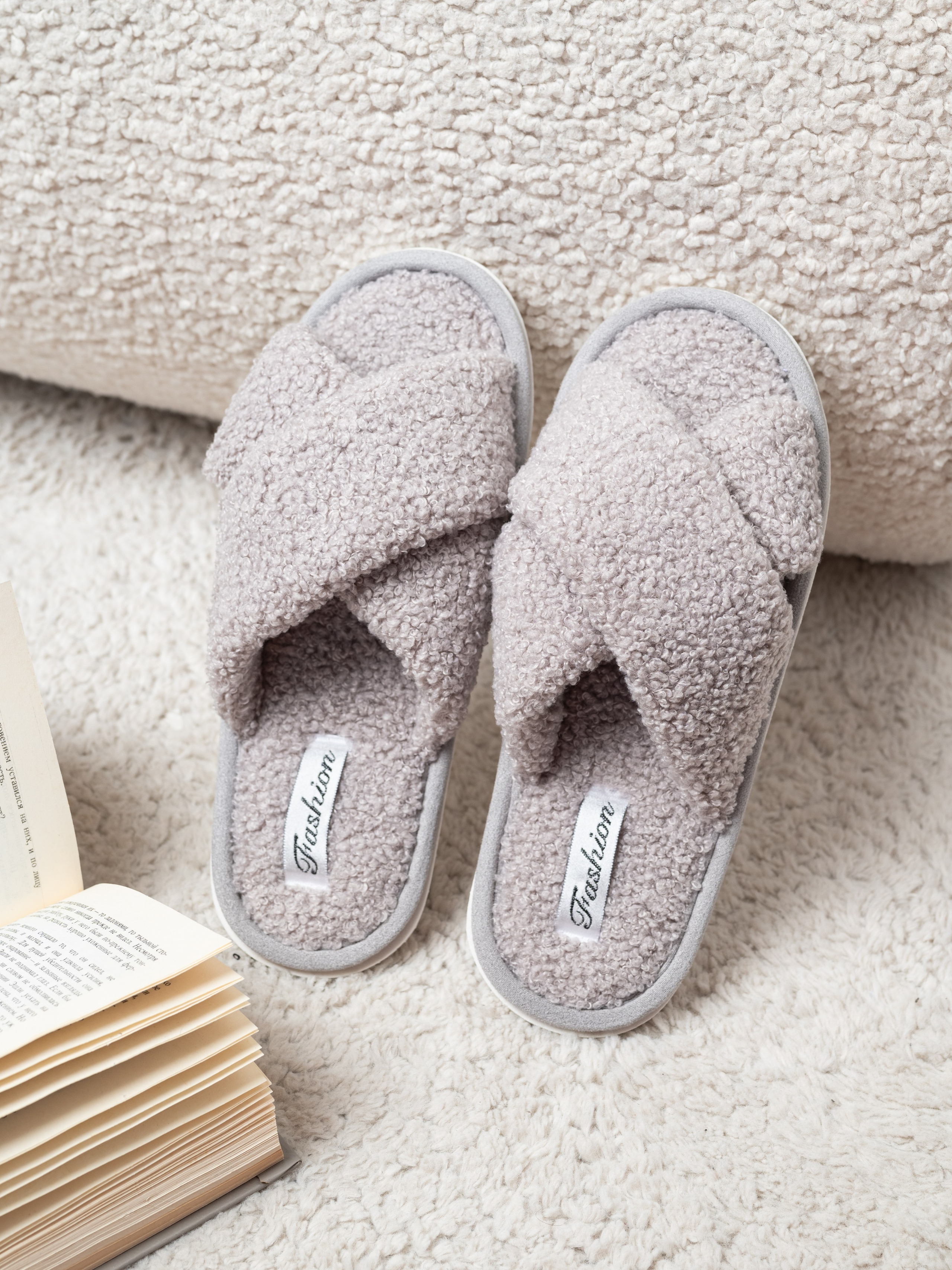 Тапочки. Предметный фотограф, фото для маркетплейсов Пятигорск, КМВ