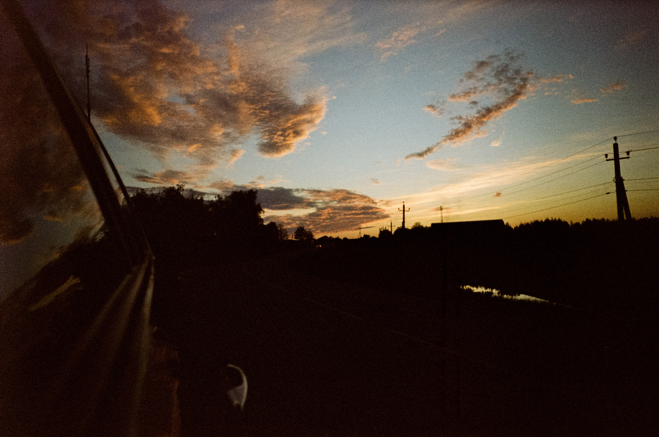 Ricoh MF-1 / Fujifilm X-tra 400 (просрочка) / Закат в Котово