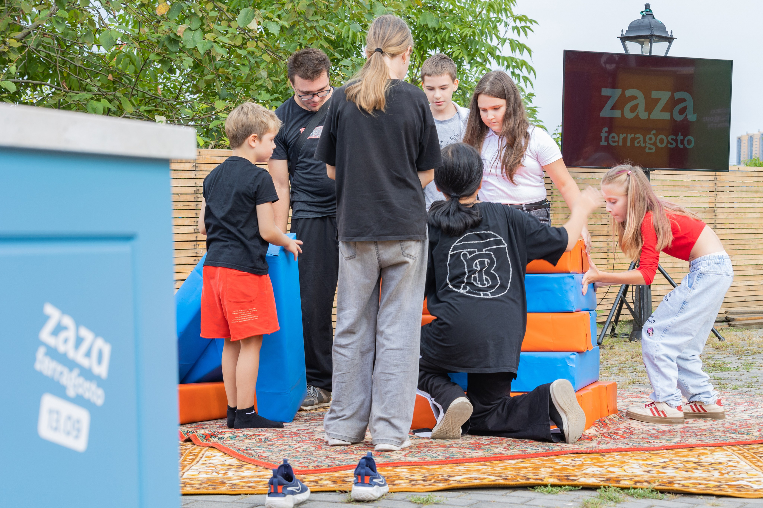 ZAZA. Выпускные альбомы во Владивостоке