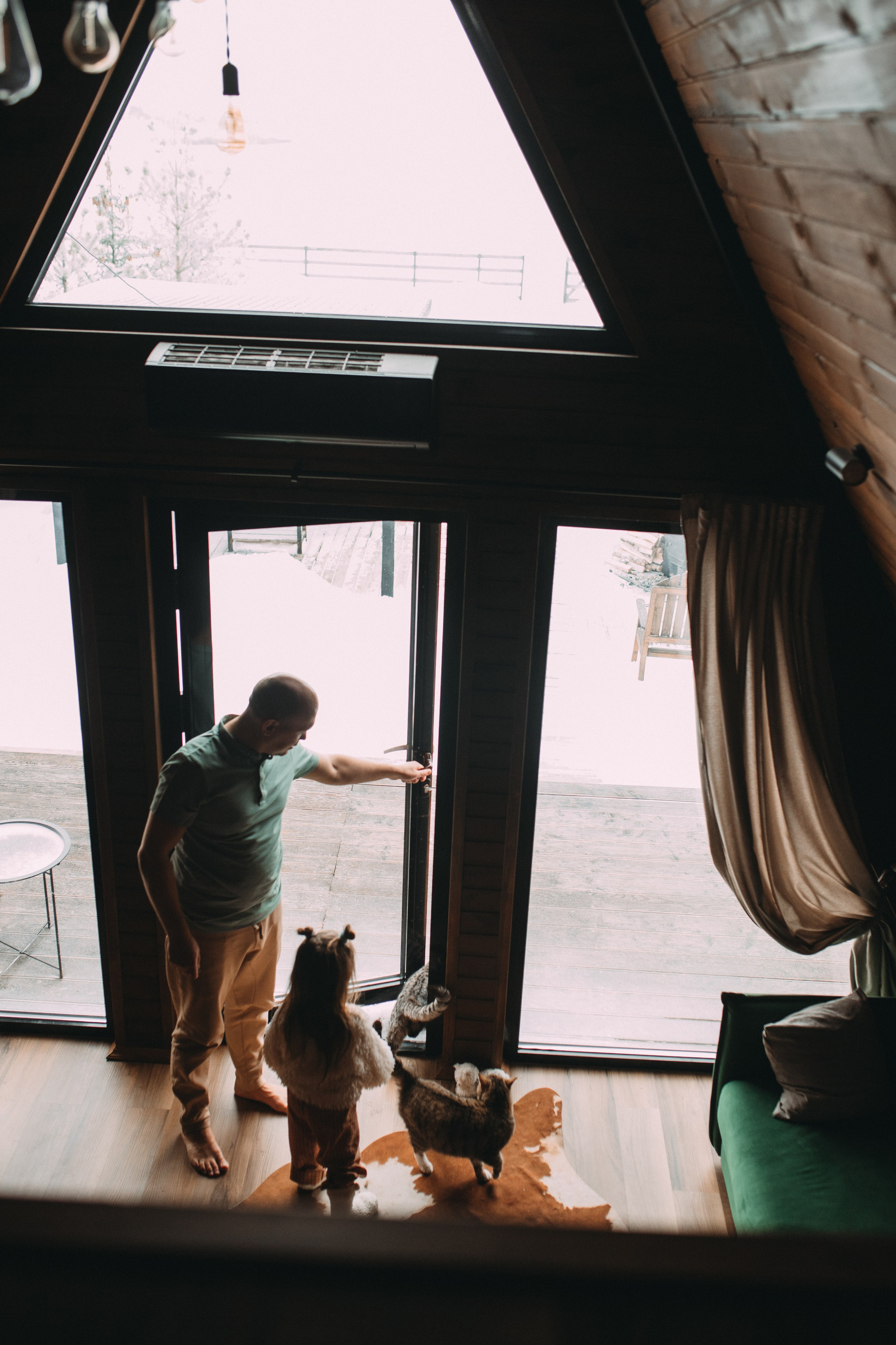 Треугольный домик. Главная