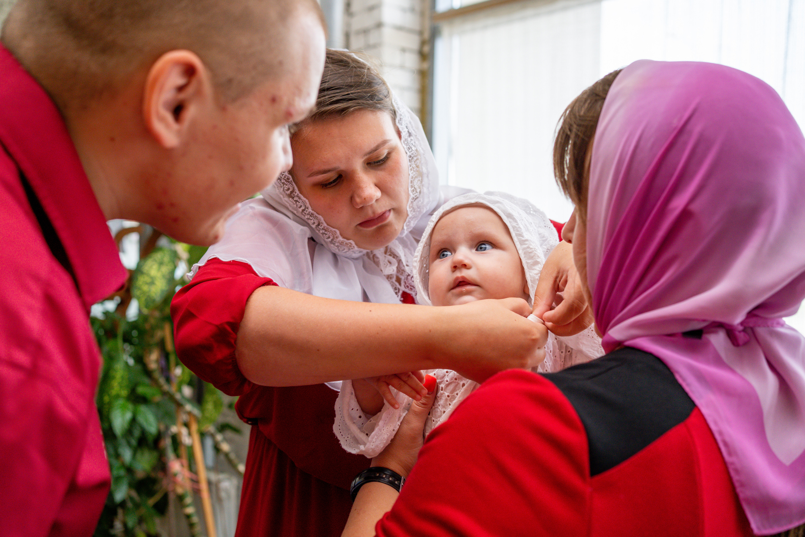 Фотосъёмка крестины. Видеограф Алексей Жарков