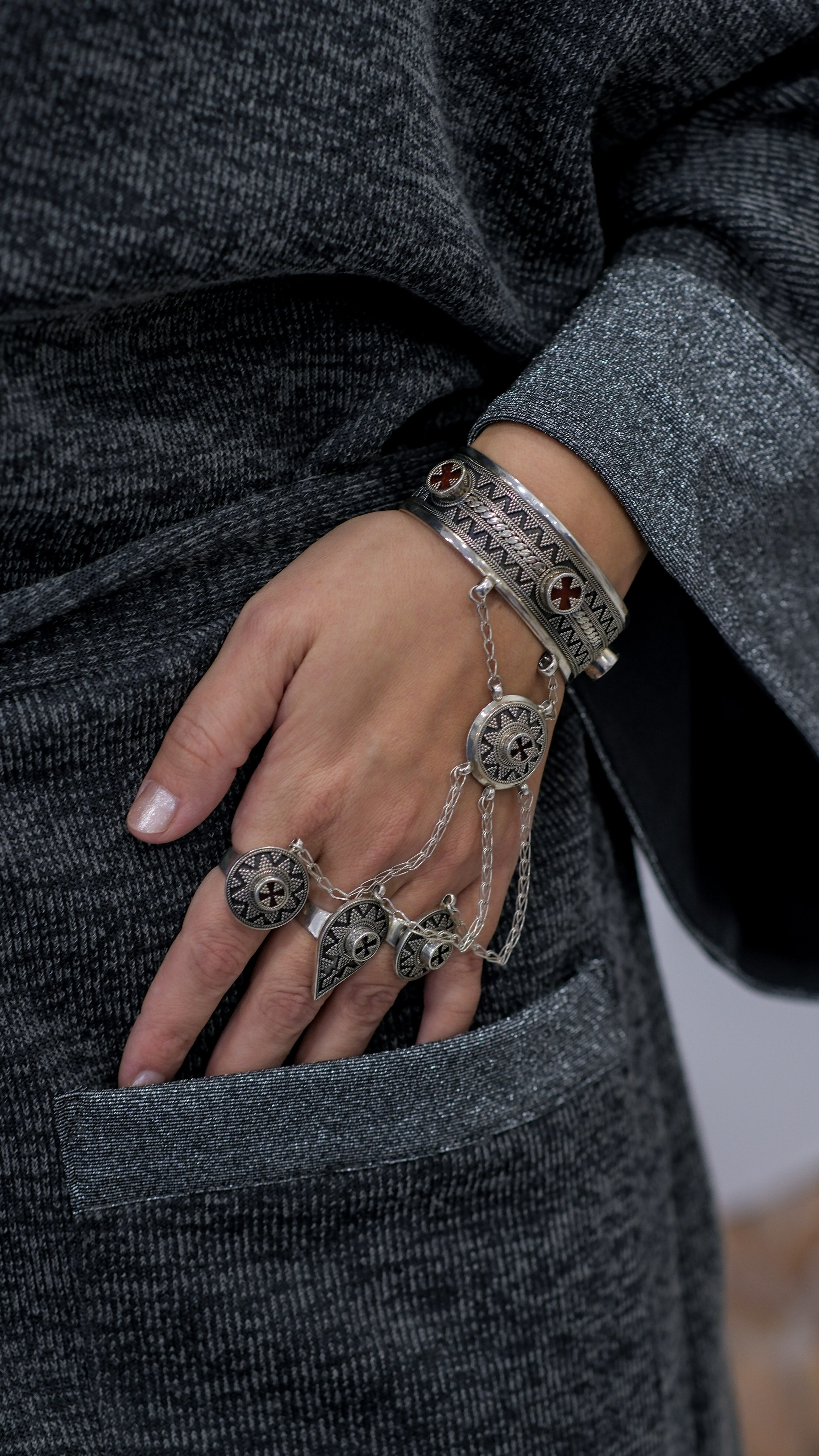 Одежда. Художница в Алматы Мухамед-Рахимова Джамиля