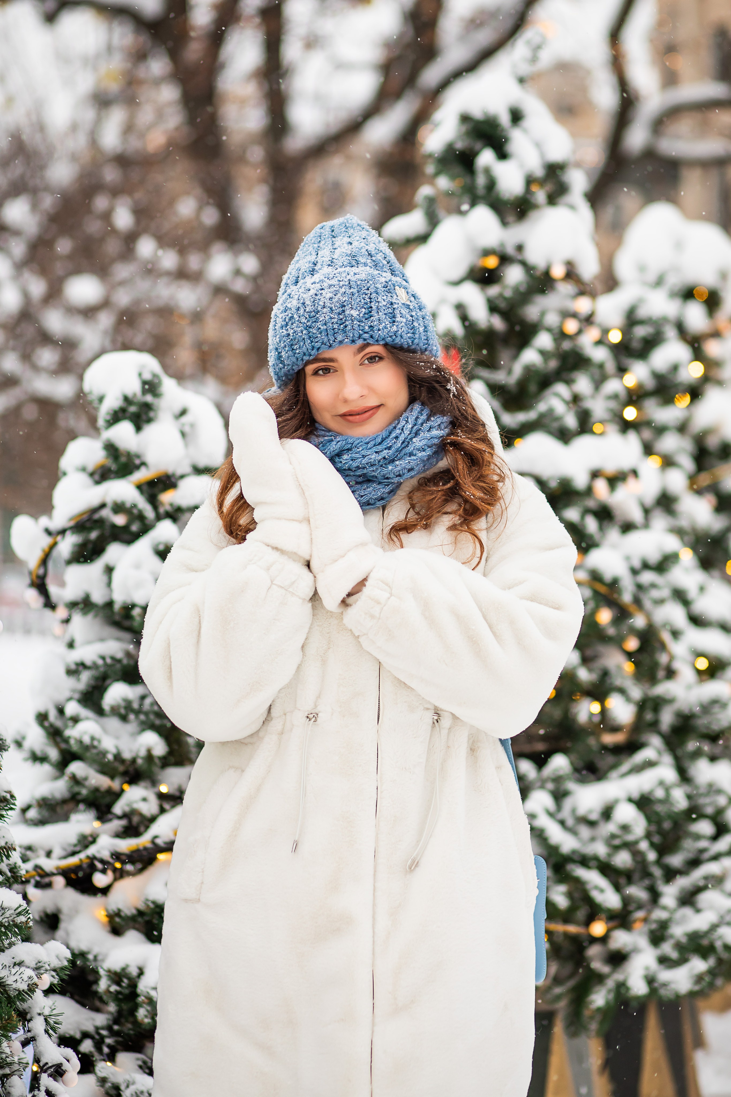 Вероника. Новогодняя фотопрогулка на Манежной площади. Свадебный и семейный фотограф в Колпино и СПб Юлия Папанова