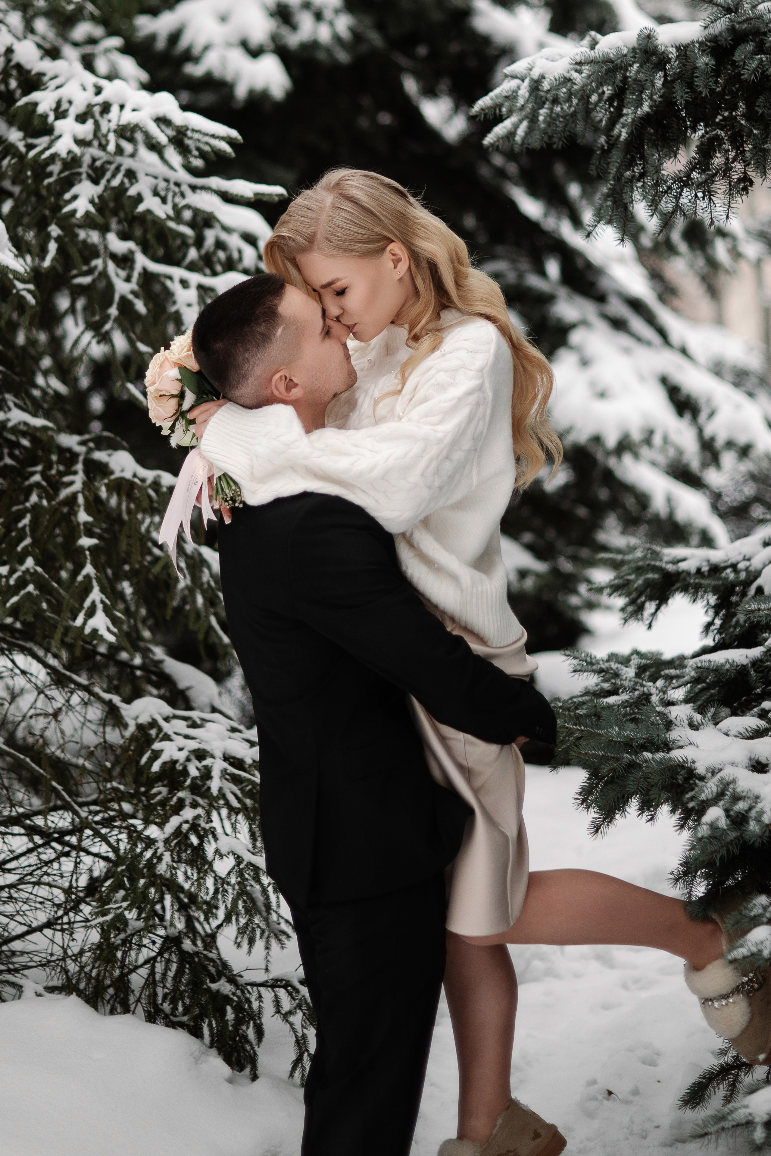 Александра и Алексей, роспись и прогулка зимой. Свадебный и портретный фотограф в Липецке Юлия Свит