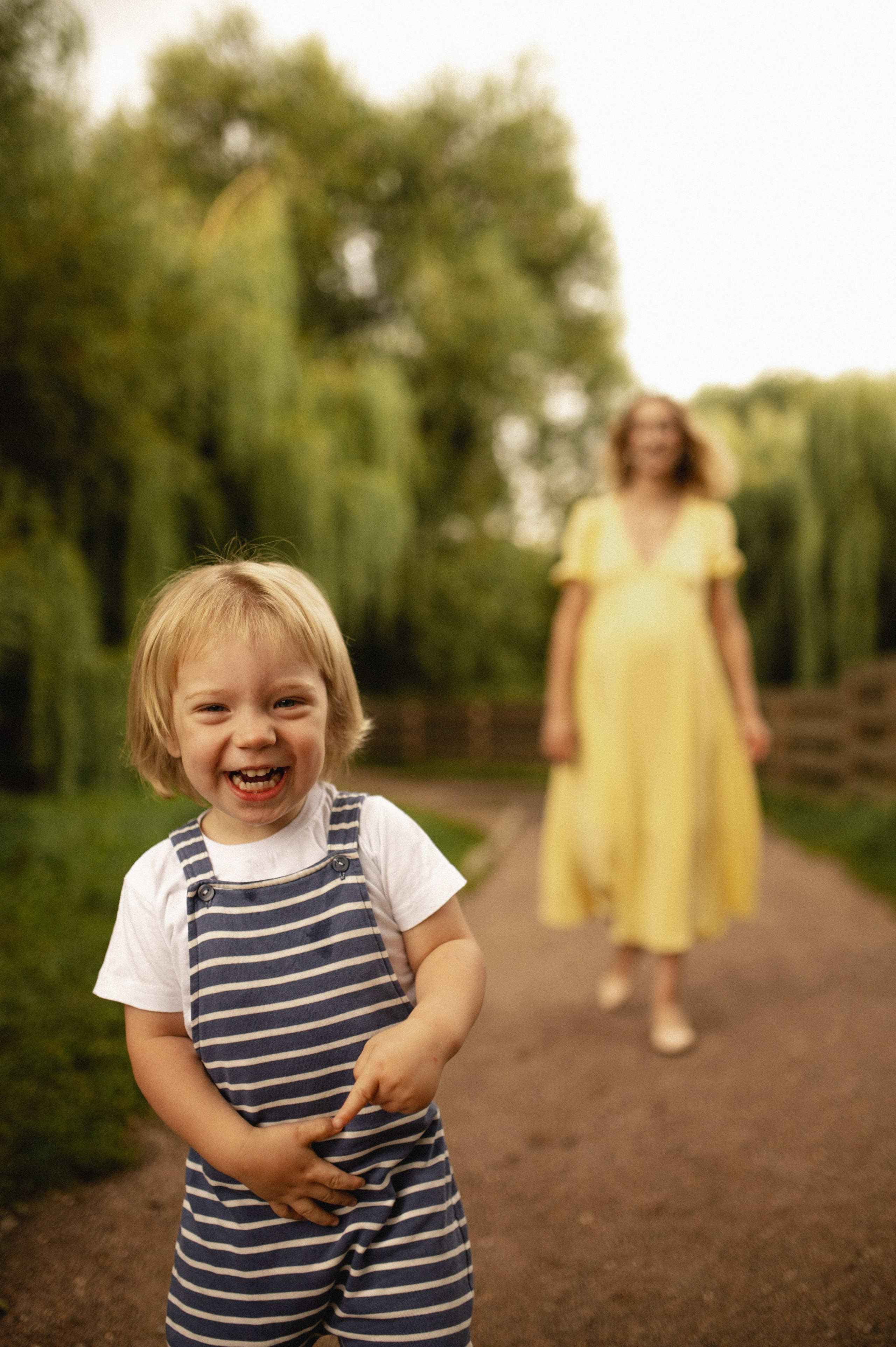 Фотосессия беременности мама и сын. Семейная фотосессия Бутово Москва фотограф Алина Морщагина
