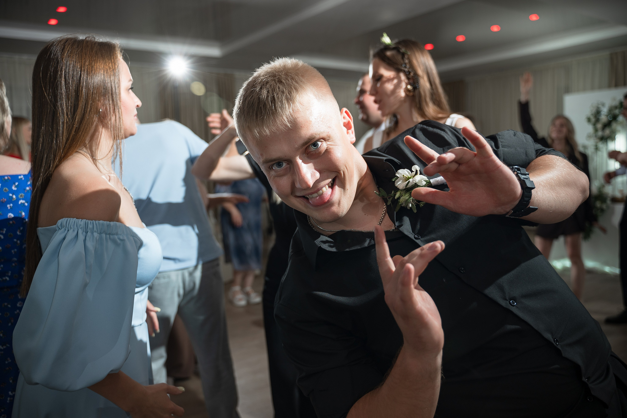 Банкет в Туристе. Свадебный и семейный фотограф в Омске Мормулев Михаил