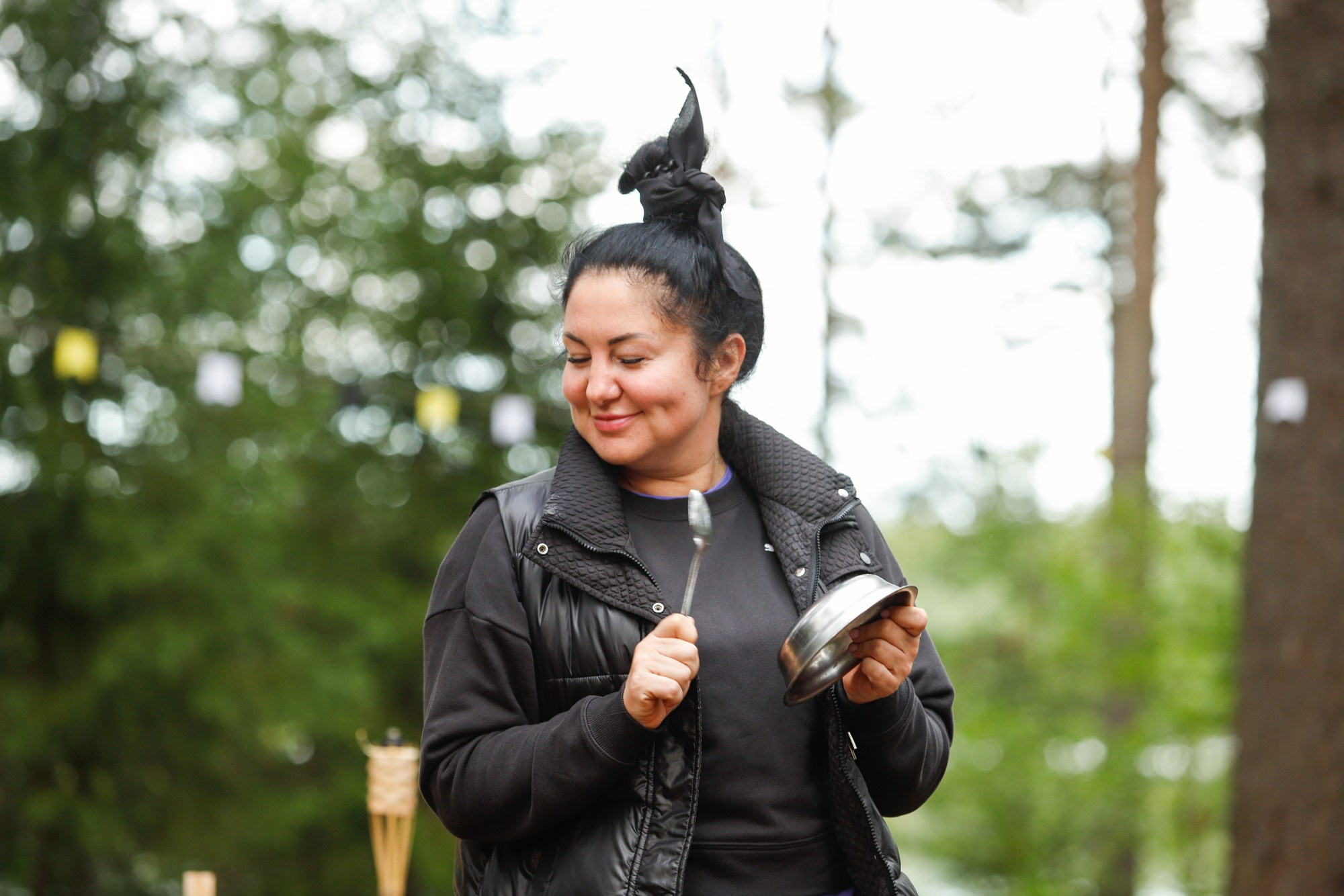 «Последний герой» в лагере для взрослых «Изи». Фотограф Дарья Попова