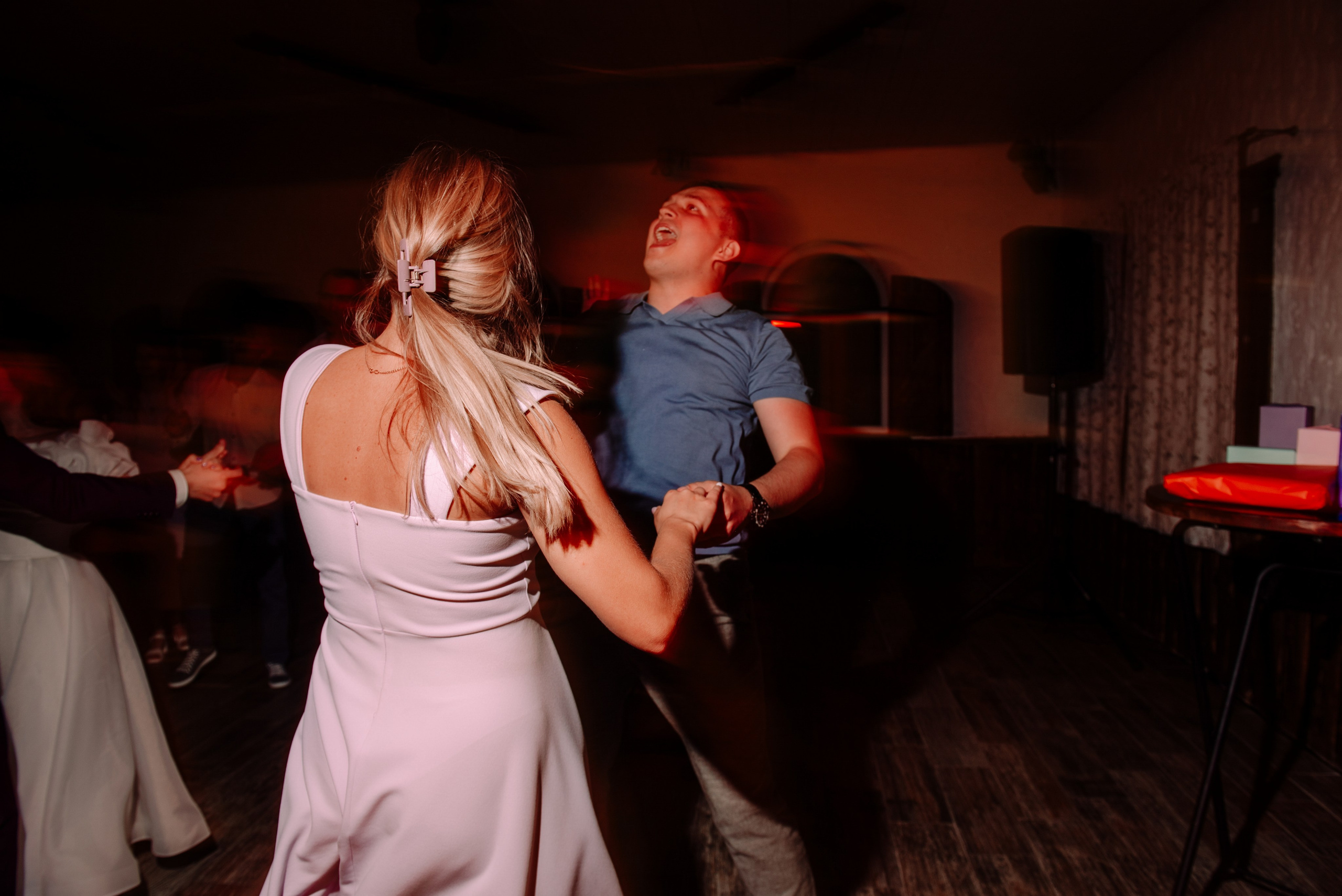 Юля и Саша — душевный банкет. Семейный и свадебный фотограф в Рязани Лиза Голованова