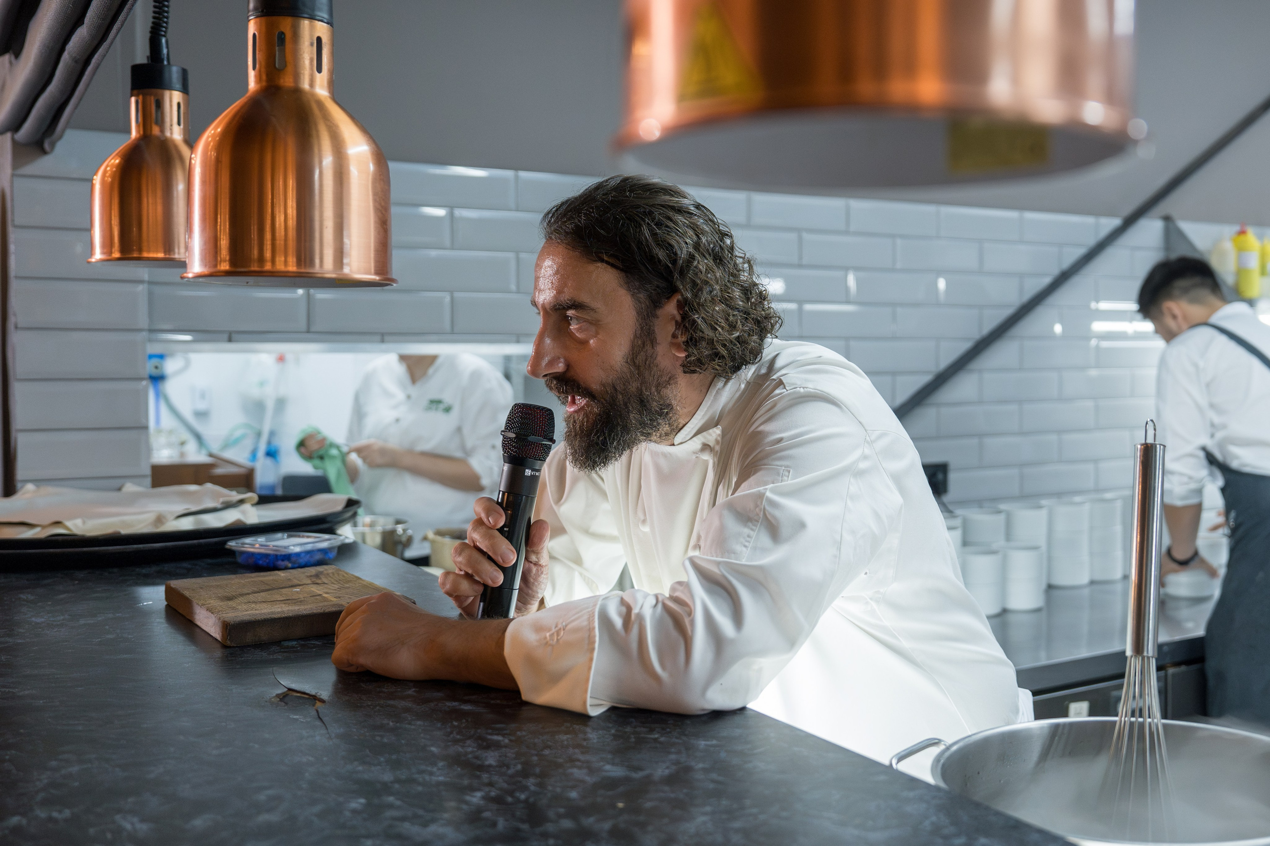 Гастрономический ужин «Лесная Италия» с Мирко Дзаго в ресторане RiverSide. Репортажный фотограф в Красной Поляне и Сочи Павлюченко Екатерина