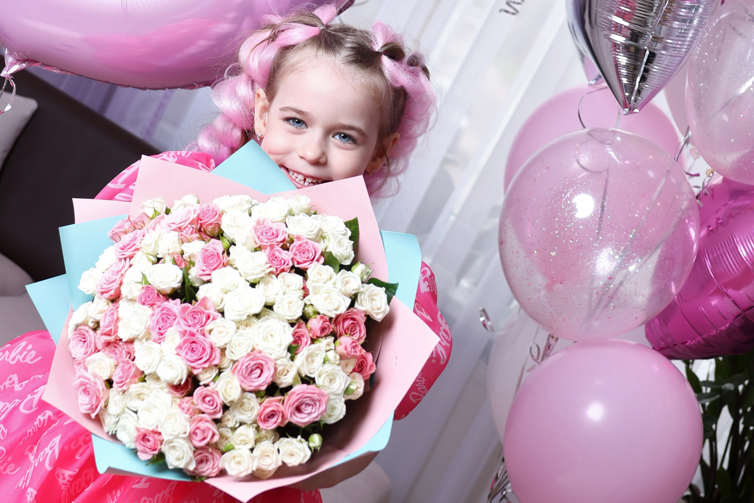 Школьный фотограф № 1 — Москва и МО | Роман Абрамов: выпускные альбомы, школьные фото, 20 лет опыта