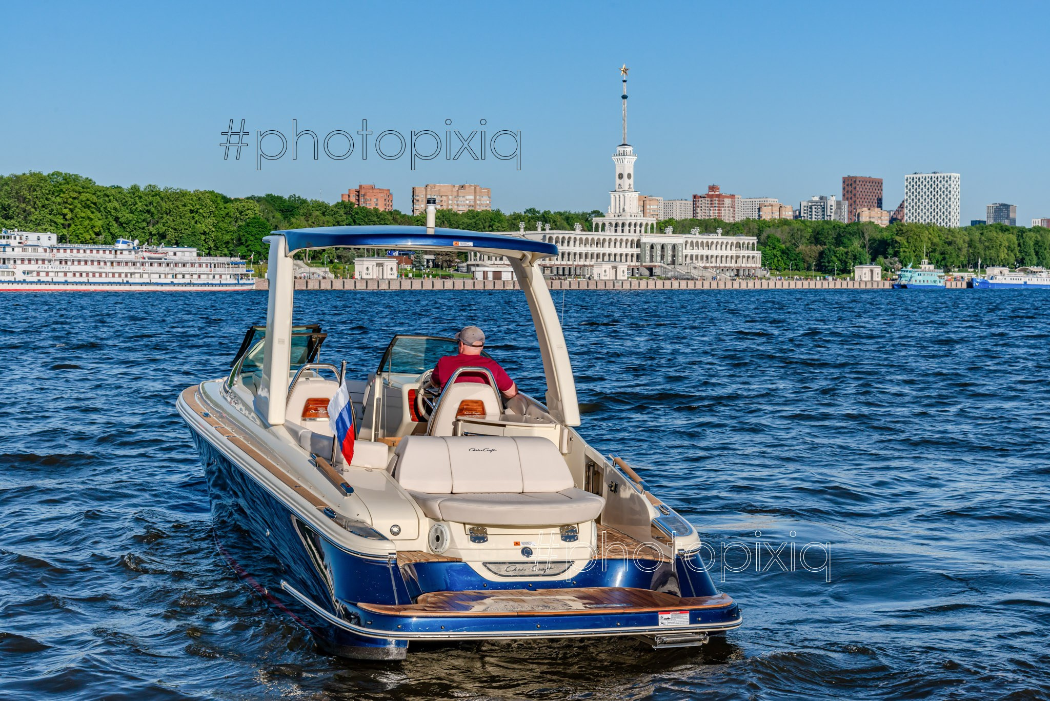 Фотосъёмка катера Chris Сraft для брокера. Интерьерная съёмка и виртуальные туры — Интерьерный фотограф Кузнецов Сергей (photopixiq)