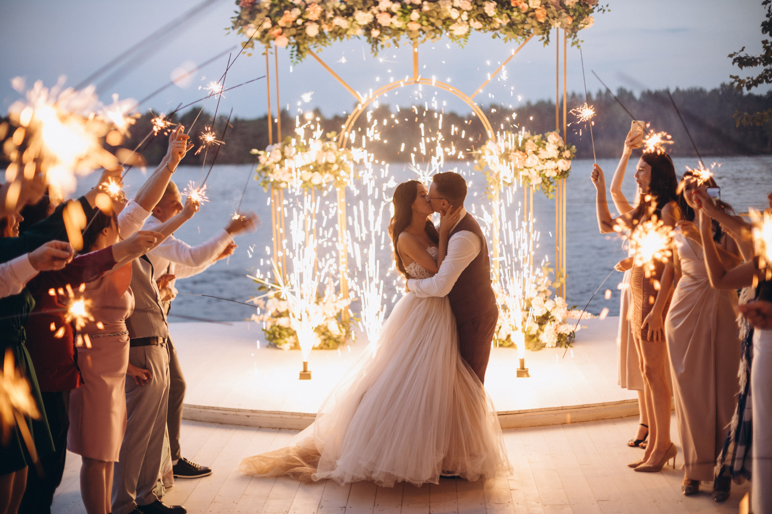 Свадебные фотографии. Свадебный и семейный фотограф в Санкт-Петербурге Яцына Юрий. Видеоопер