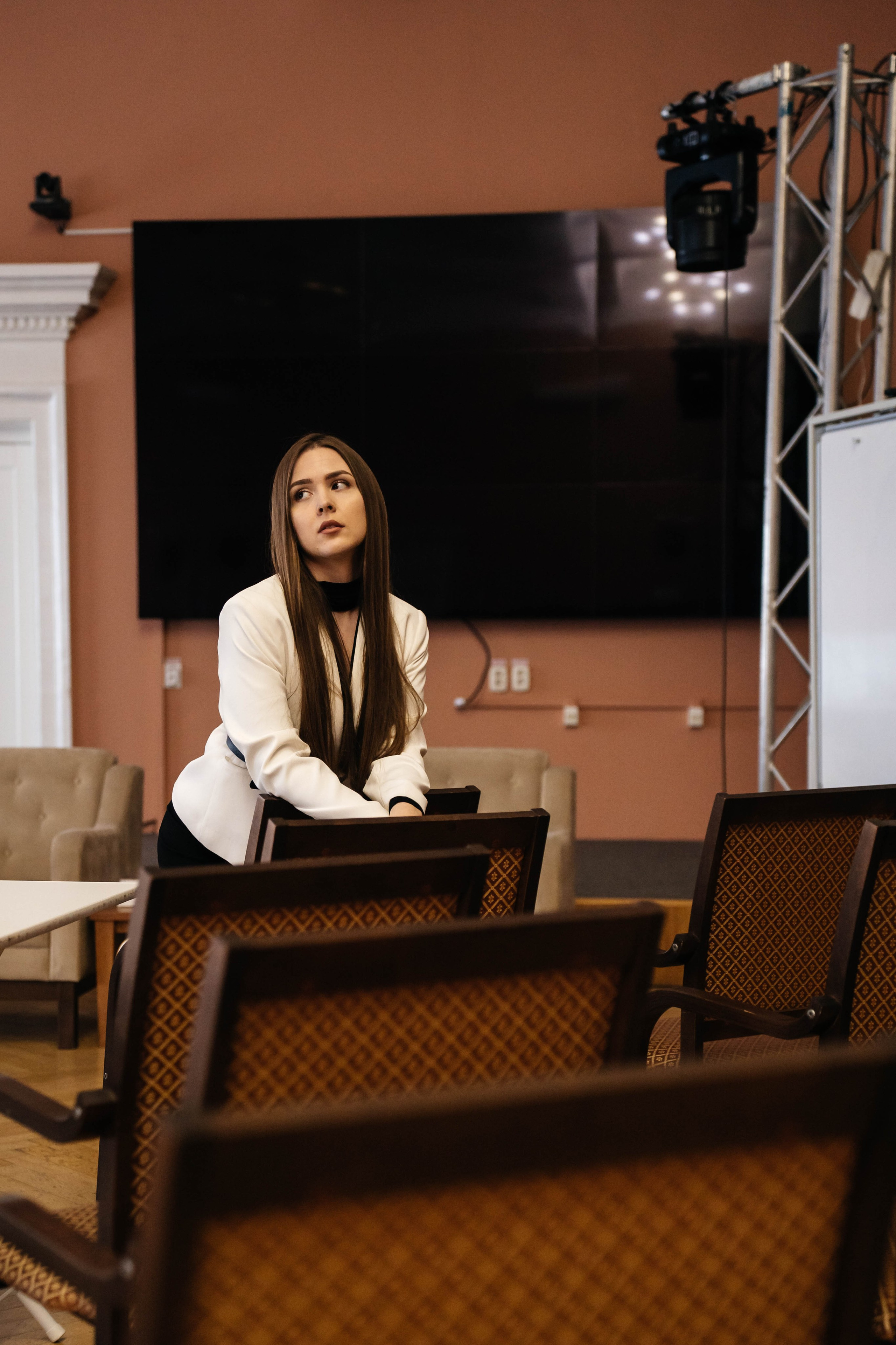 В библиотеке. Видеограф и Фотограф в Челябинске Ксения и Владимир Рюмины