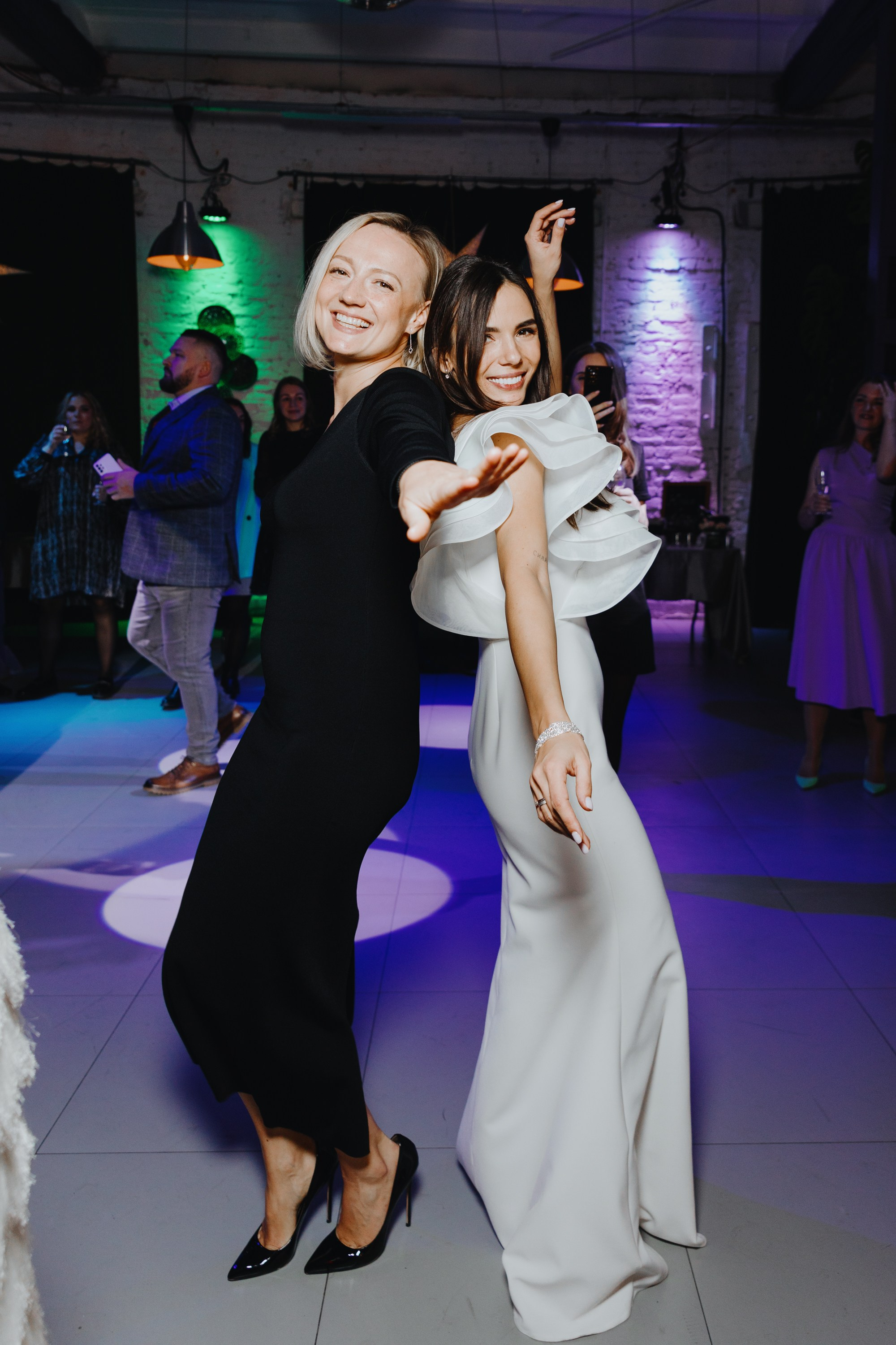 Свадьба Евгения и Юлии | Лофт Com.Nata. Фотограф Илья Чернов