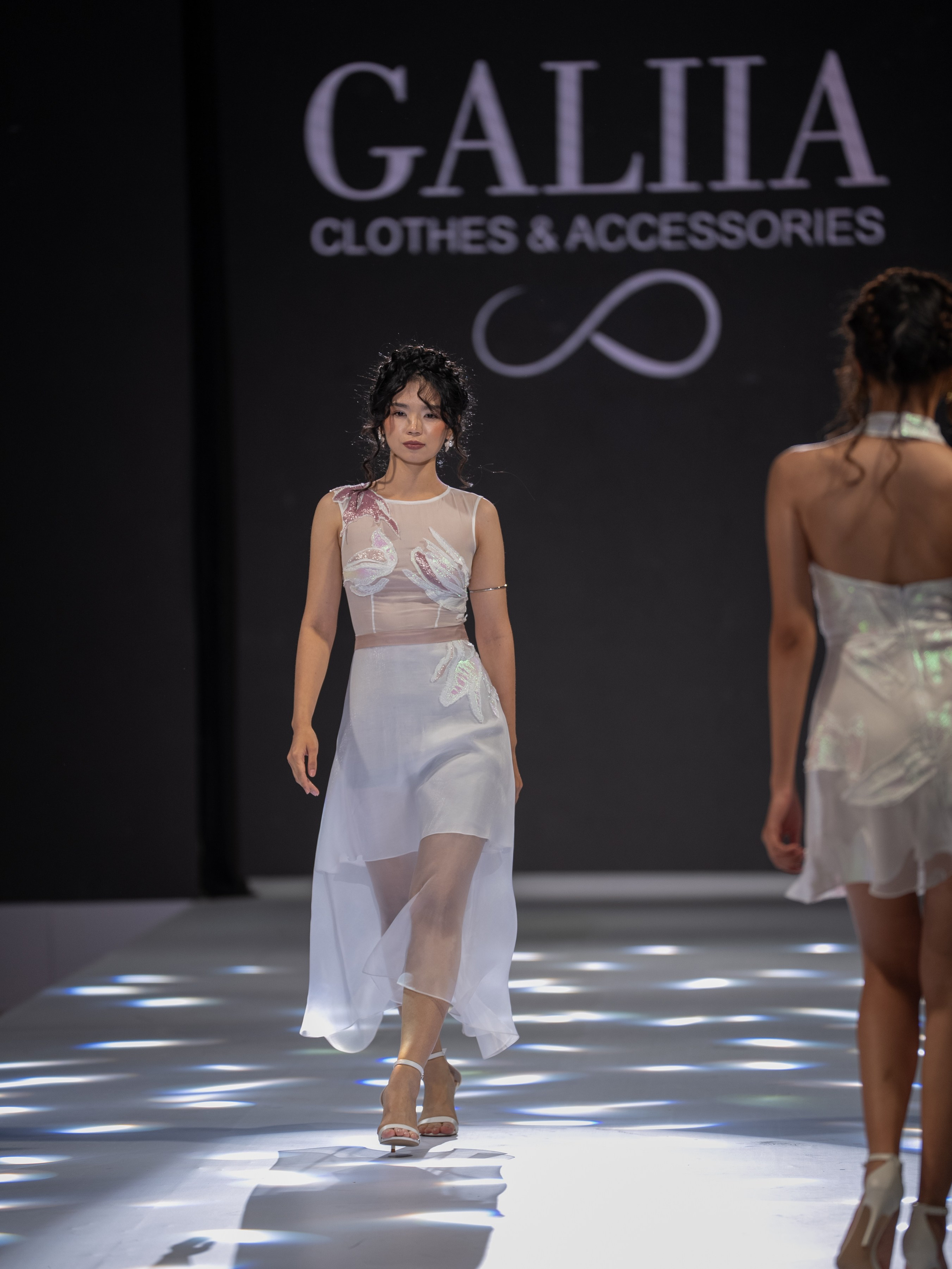 EURASIAN FASHION WEEK Galia. Сайт Алматинского НЮ АРТ, будуар и фэшн фотографа Дениса Карпенко