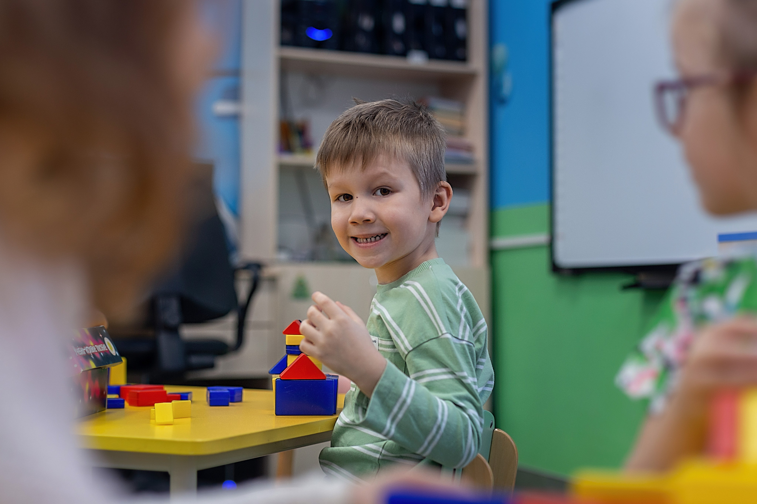 День в саду_ноябрь 2024. Семейный фотограф в Санкт-Петербурге