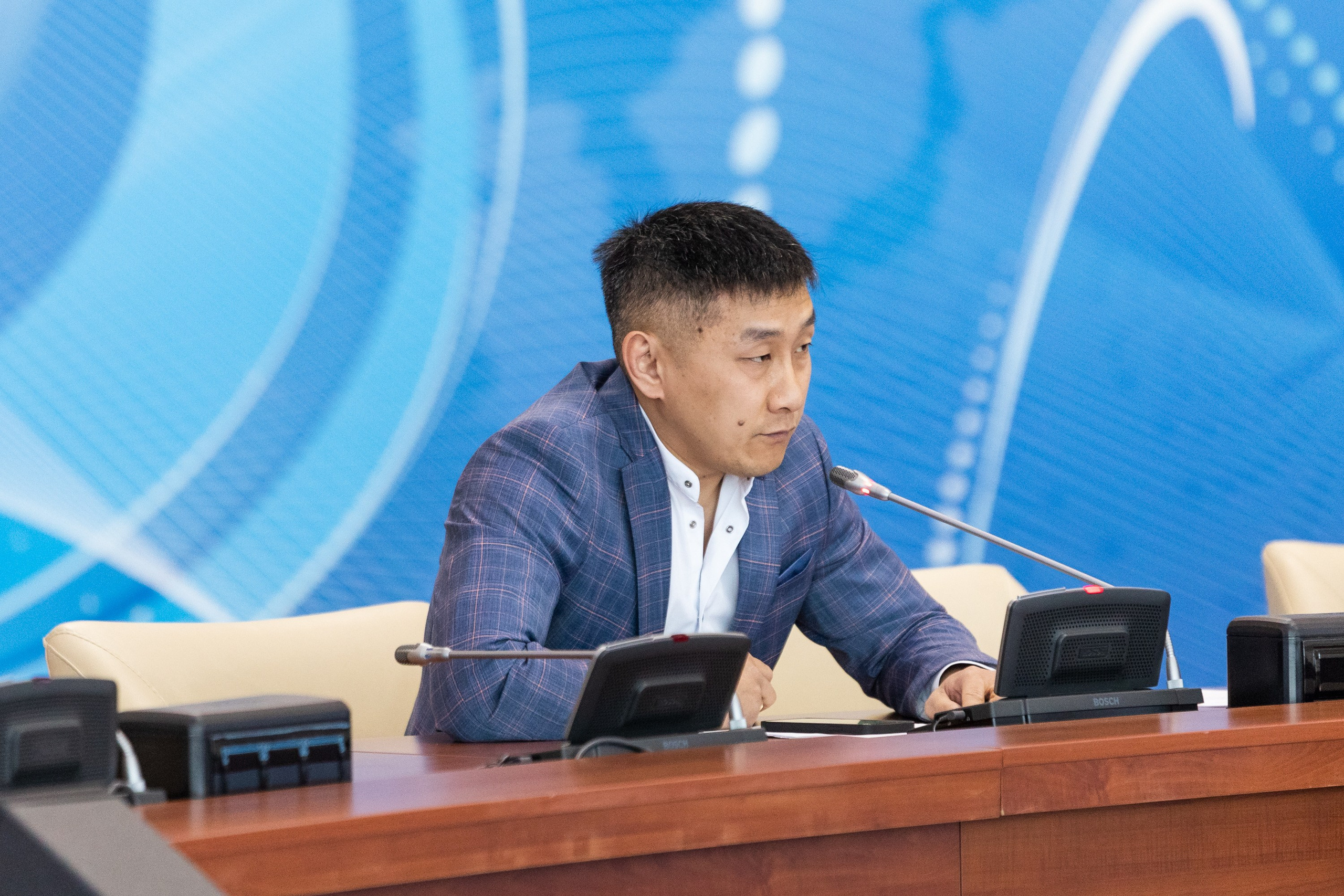 Официальные