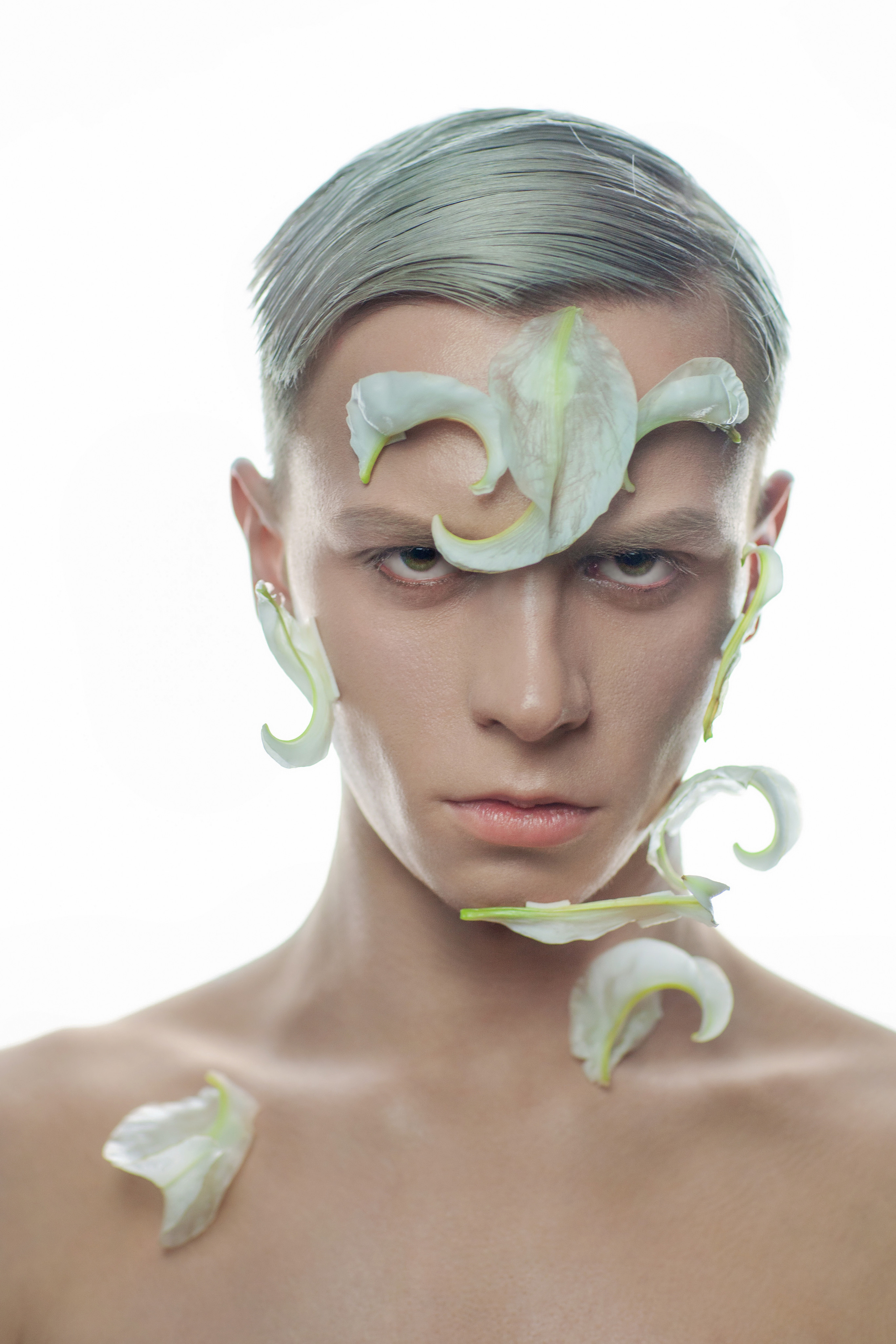 SHUT2. MARIYA MARACHEVA