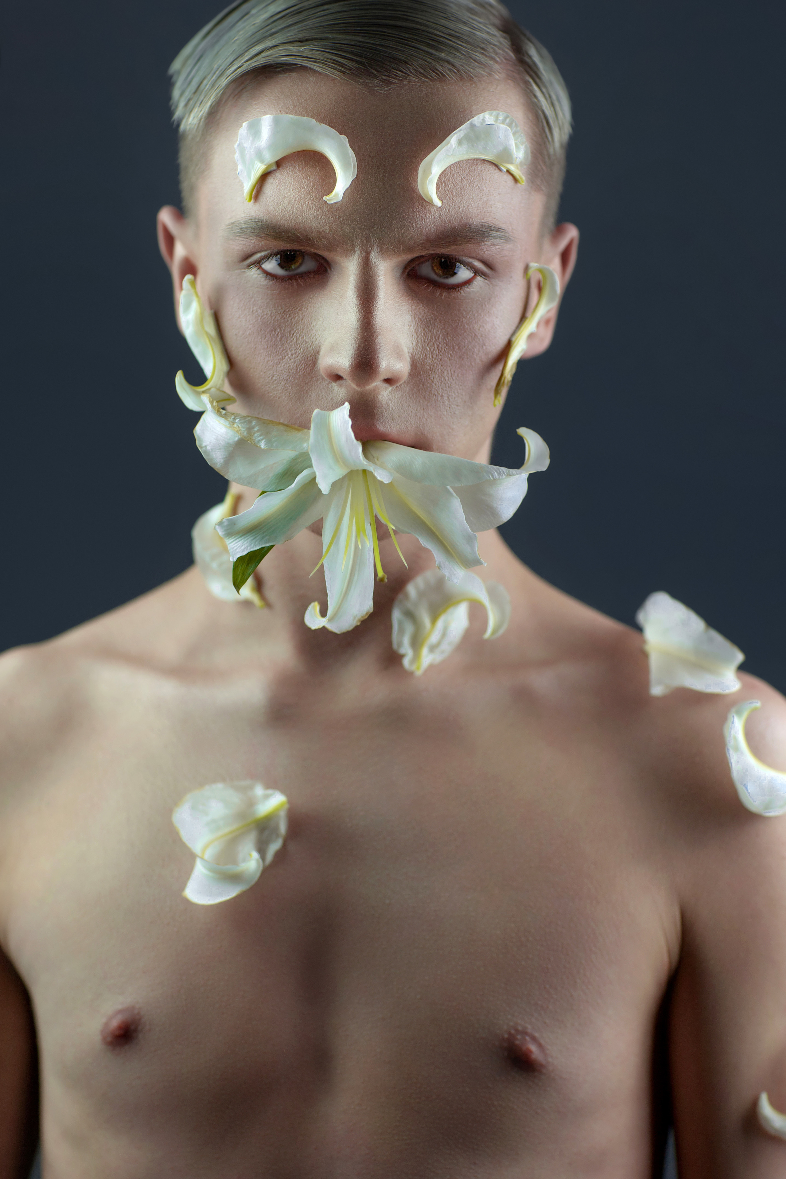 SHUT2. MARIYA MARACHEVA