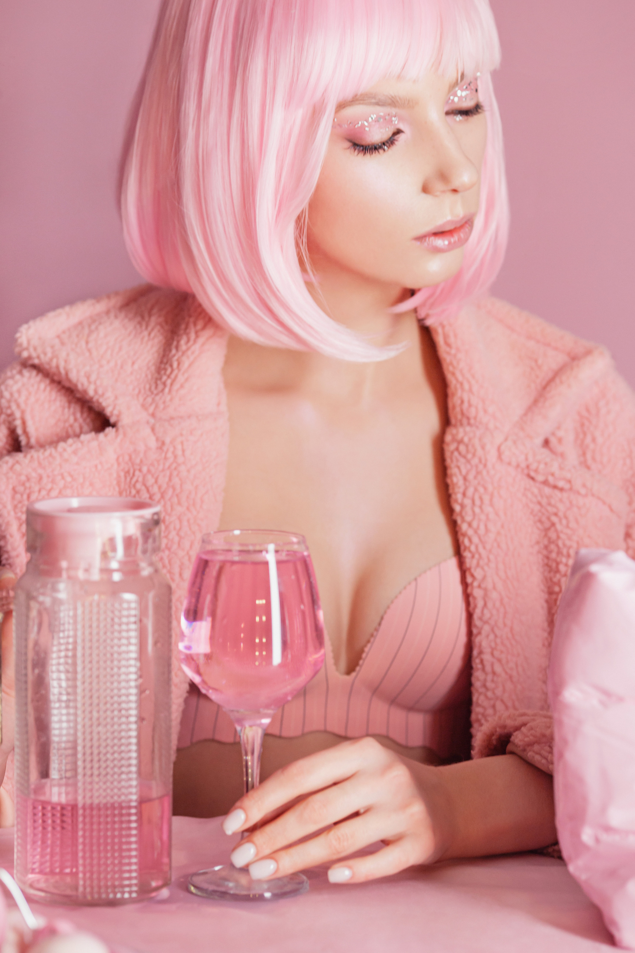 PINK. MARIYA MARACHEVA