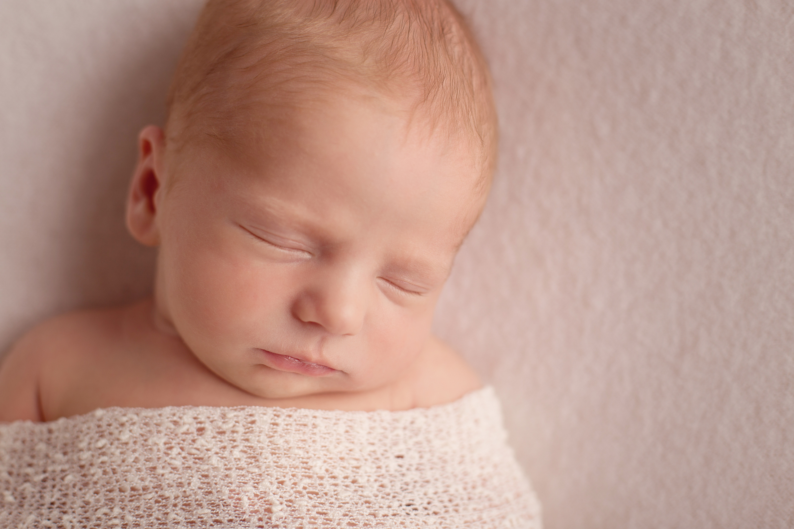 Новорожденные. Детский и семейный фотограф, Newborn фотограф новорожденных г. Челябинск