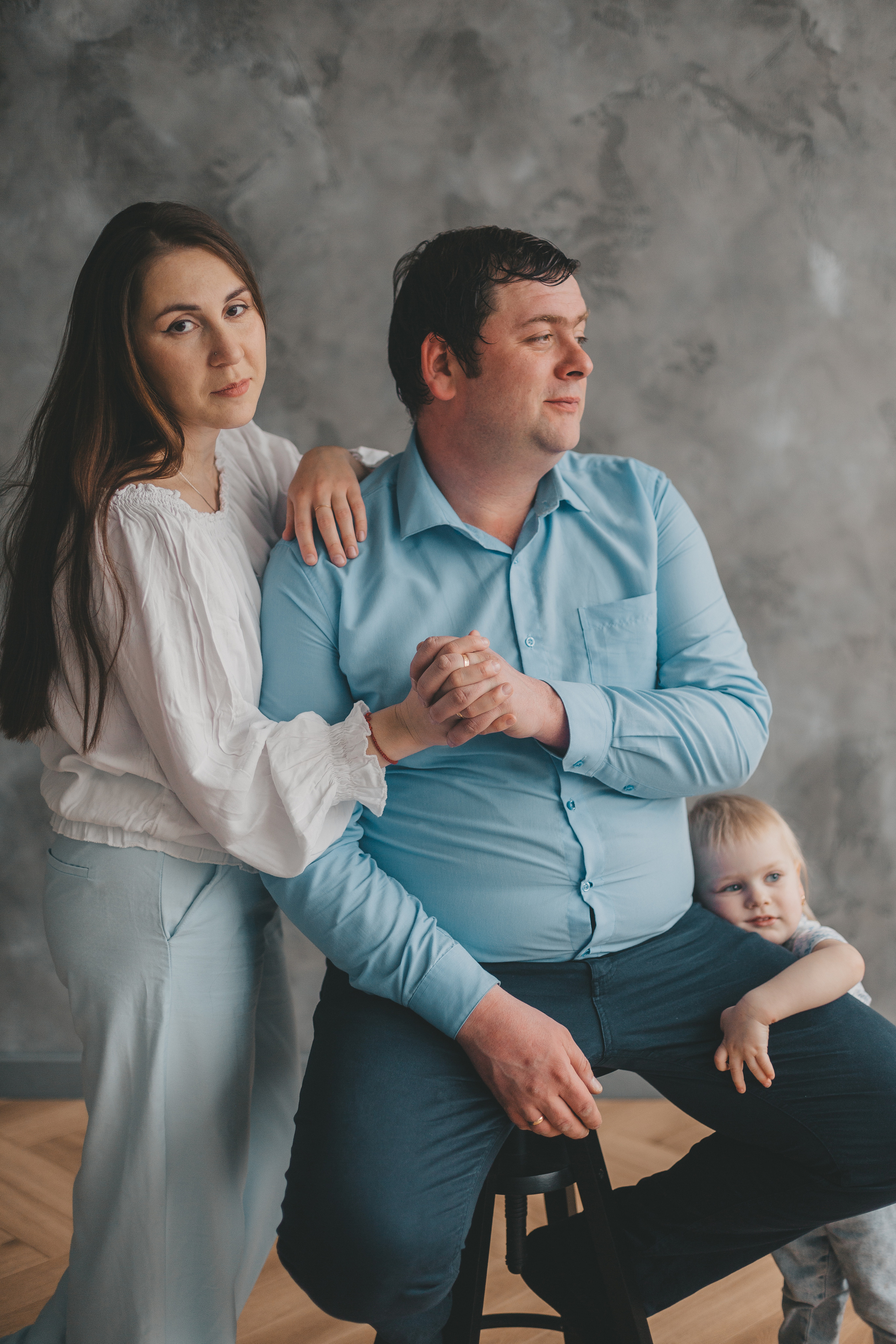 Большая семья в фотостудии. Фотограф Андреева Юлия. Москва