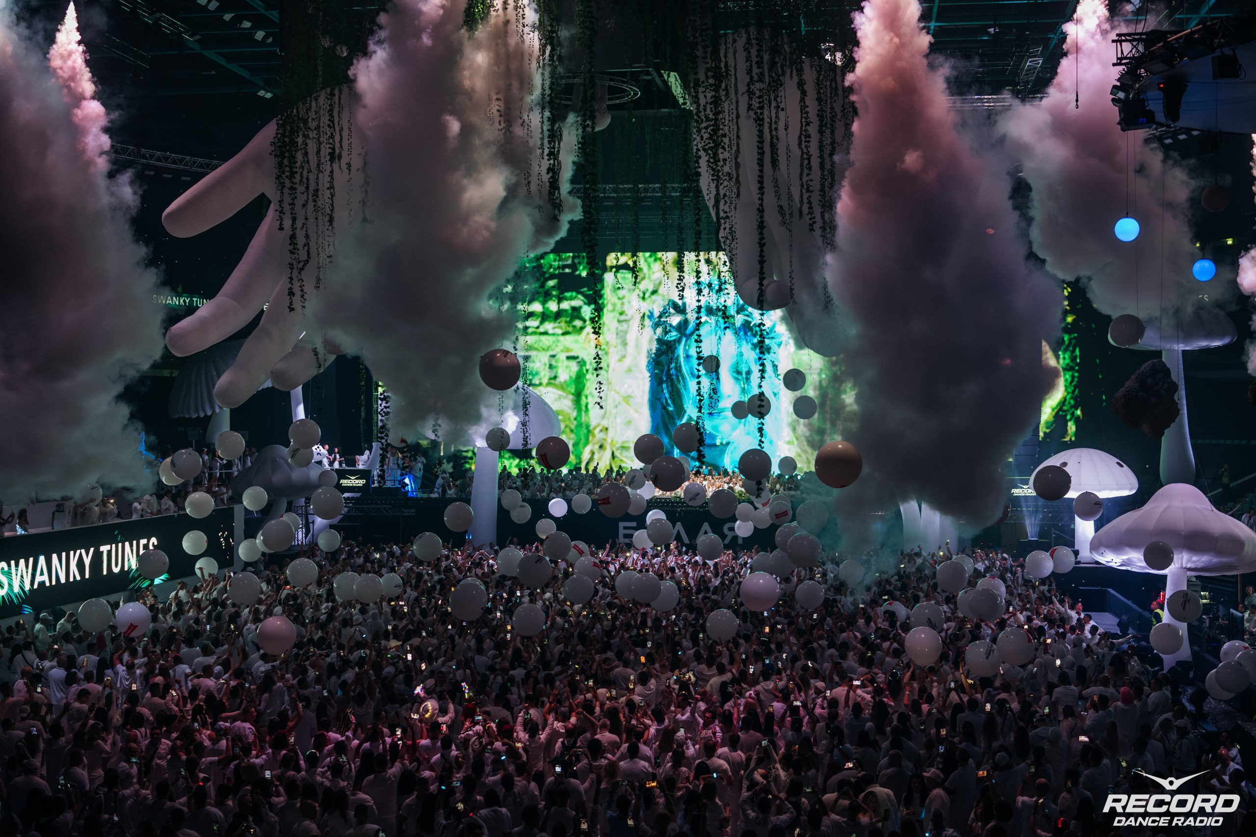 БЕЛАЯ. Репортажный фотограф Санкт-Петербург