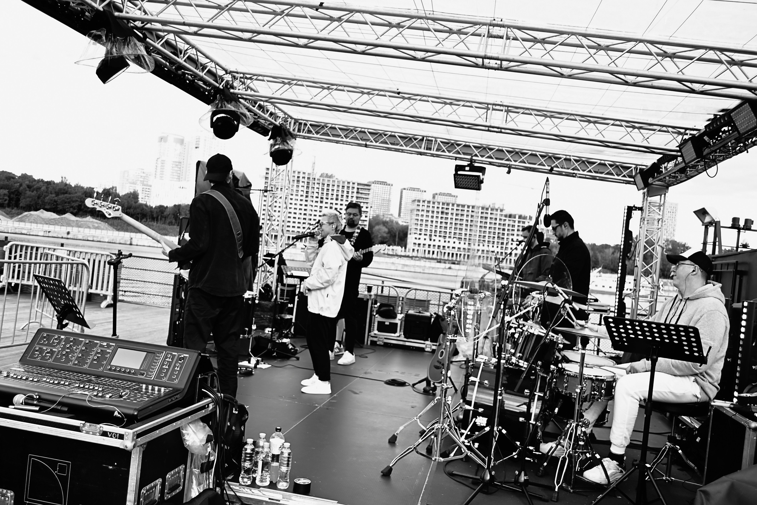 Светлана Сурганова и оркестр. Летник на корабле. Репетиция перед концертом. Москва, 21.08.2025. Фотограф в Москве, Оксана Ребристая