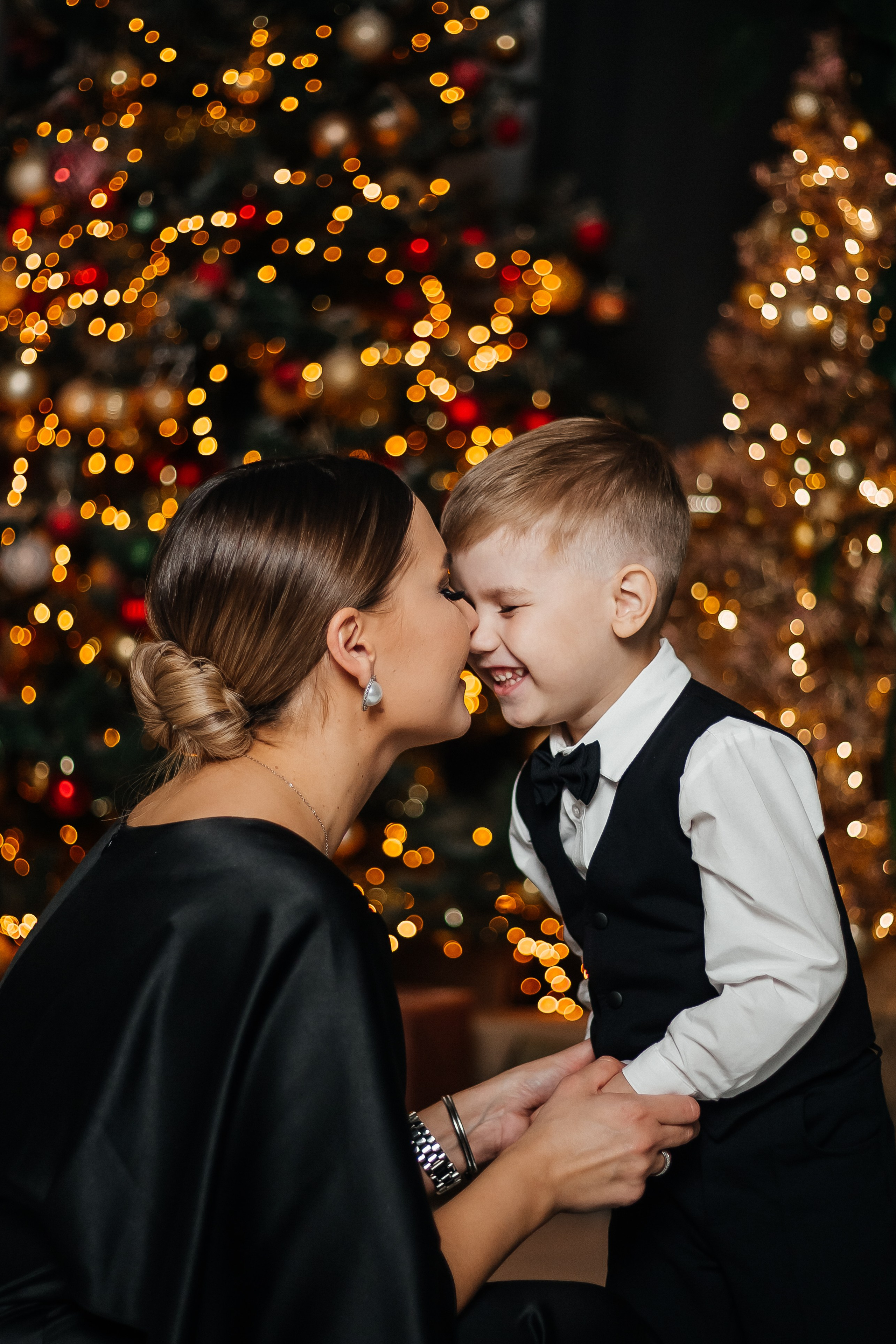 Мама и сын. Фотограф Мария Новоселова. Сургут